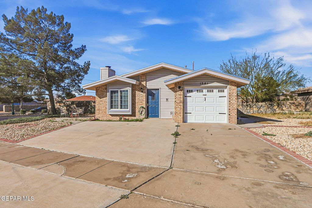 Photo of 1541 DIEGO RIVERA Drive, El Paso, TX 79936 (MLS # 935997)