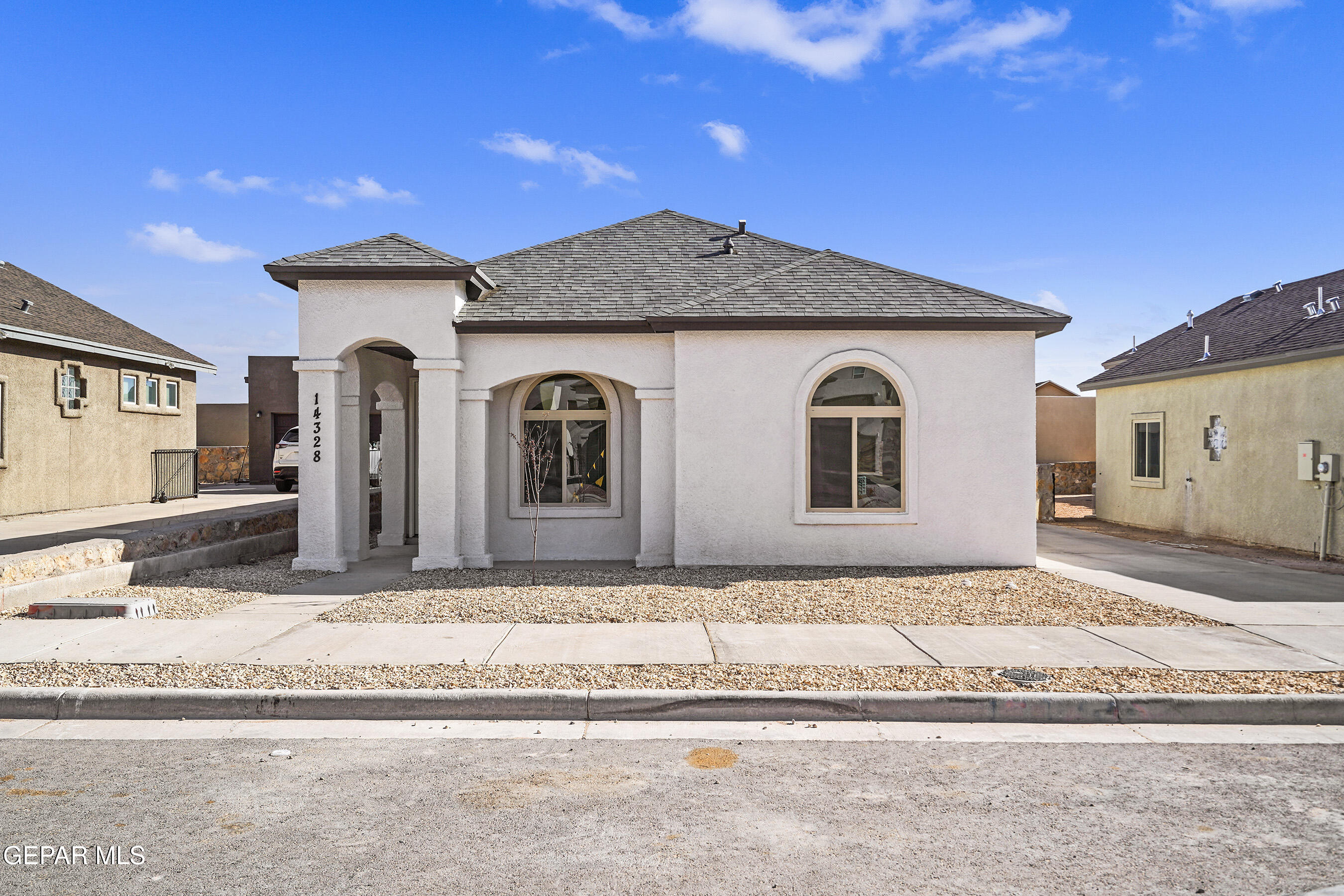 Photo 1 of 30 — 14328 CHRIS ZINGO Lane, El Paso, TX 79928
