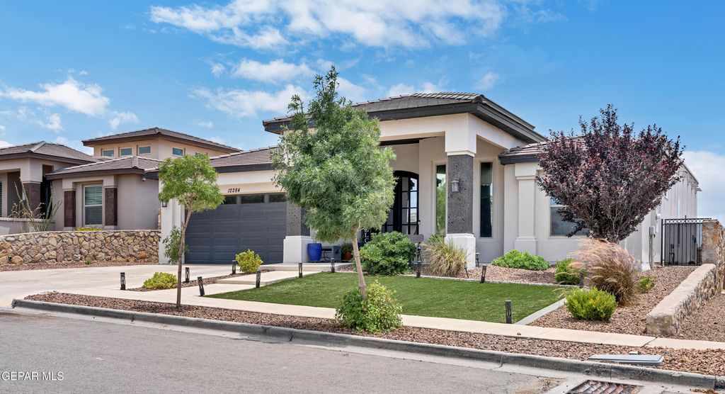 Photo of 12284 Fresh Water Drive, Horizon City, TX 79928 (MLS # 938133)