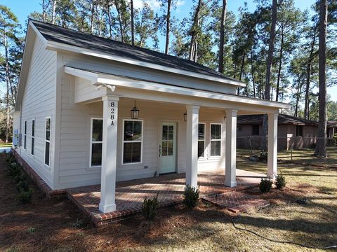 828-A Young St, Thomasville, GA 31792 - MLS#: 925141