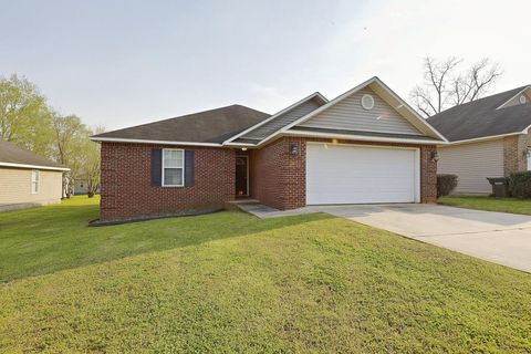 104 Grove Pointe Drive, Thomasville, GA 31792 - MLS#: 925249