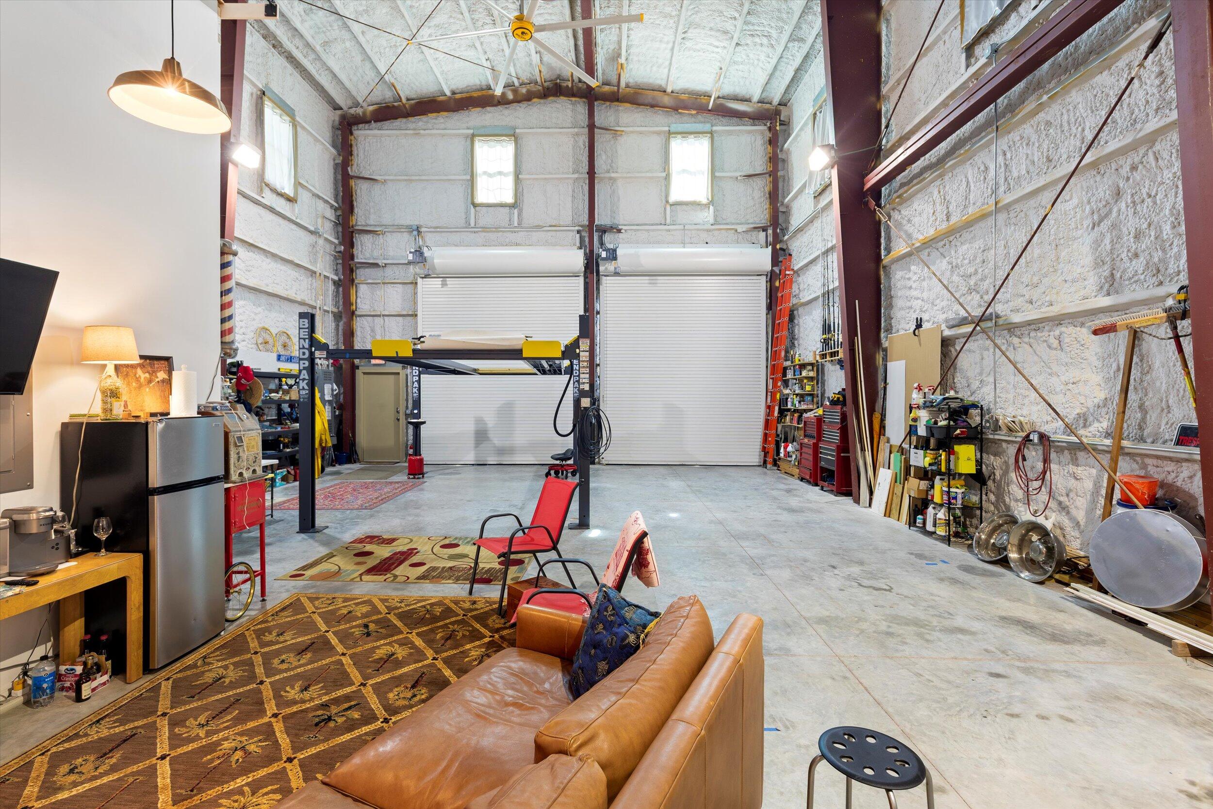 Stock Island, Florida 33040, United States, 2 Bedrooms Bedrooms, ,3 BathroomsBathrooms,Residential,Active,230668