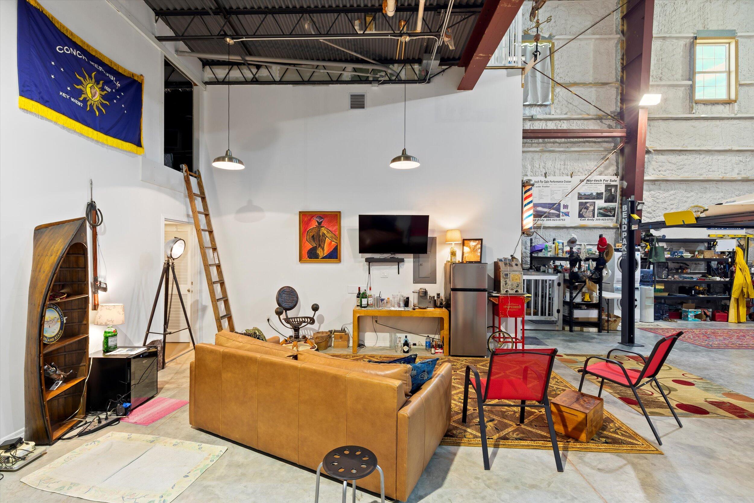 Stock Island, Florida 33040, United States, 2 Bedrooms Bedrooms, ,3 BathroomsBathrooms,Residential,Active,230668