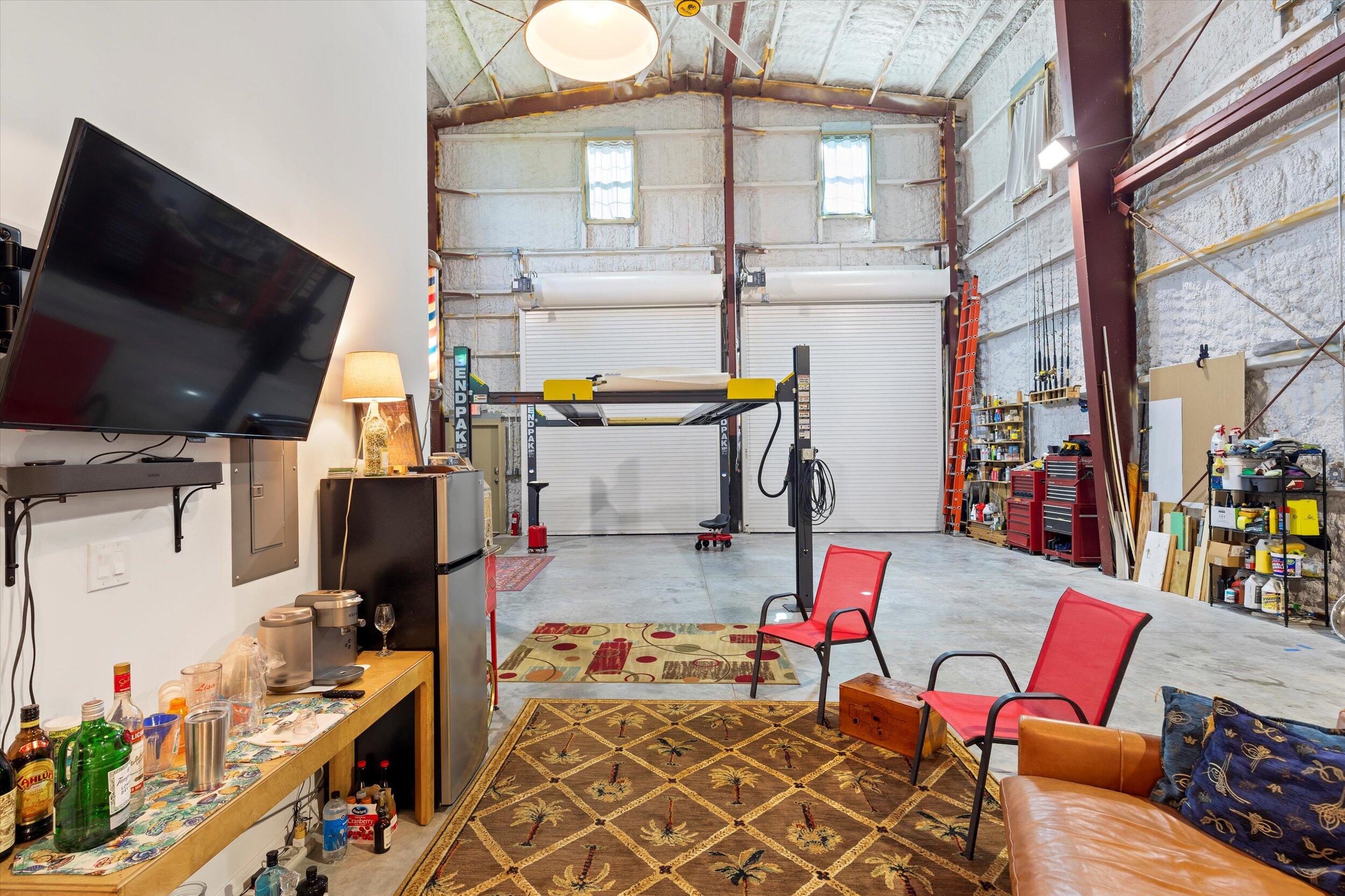 Stock Island, Florida 33040, United States, 2 Bedrooms Bedrooms, ,3 BathroomsBathrooms,Residential,Active,230668