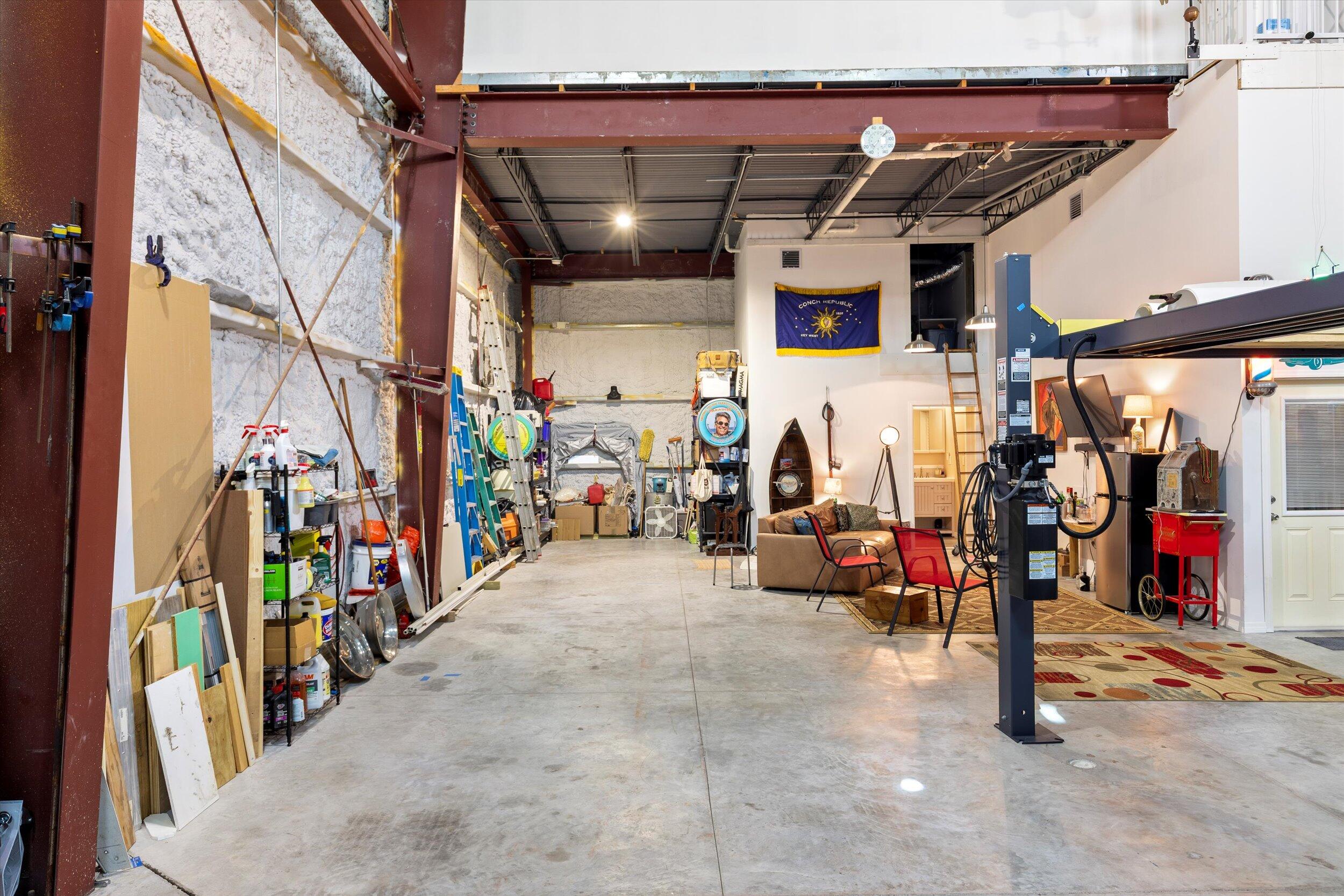 Stock Island, Florida 33040, United States, 2 Bedrooms Bedrooms, ,3 BathroomsBathrooms,Residential,Active,230668