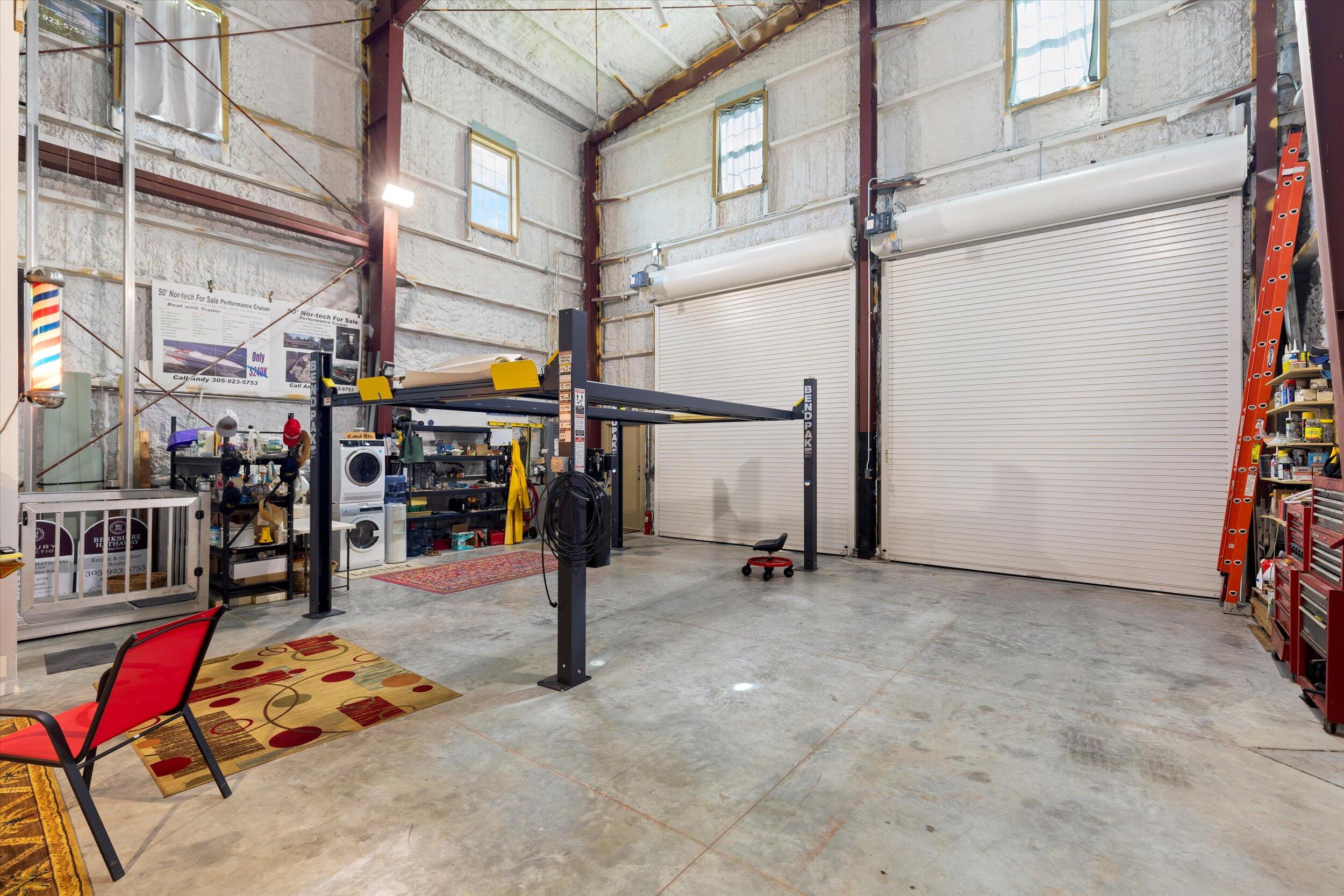 Stock Island, Florida 33040, United States, 2 Bedrooms Bedrooms, ,3 BathroomsBathrooms,Residential,Active,230668