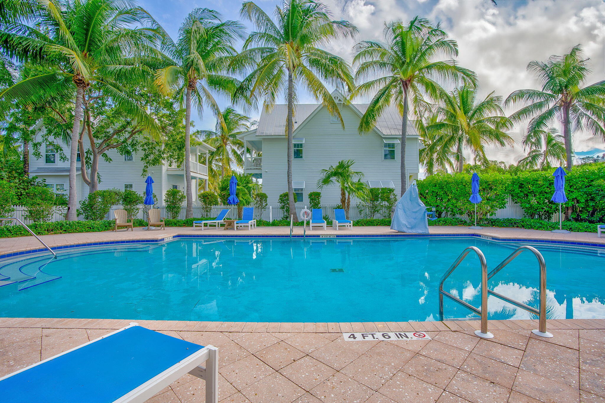 Marathon, Florida 33050, United States, 3 Bedrooms Bedrooms, ,3 BathroomsBathrooms,Residential,Active,21585