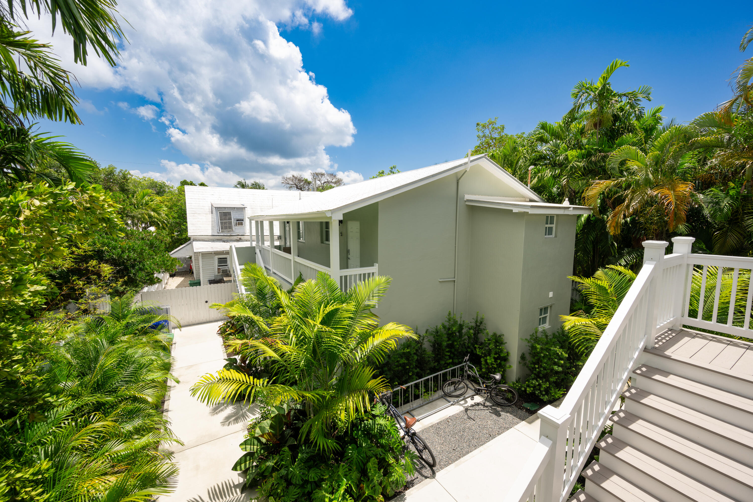 Key West, Florida 33040, United States, 8 Bedrooms Bedrooms, ,8 BathroomsBathrooms,Commercial,Active,48056