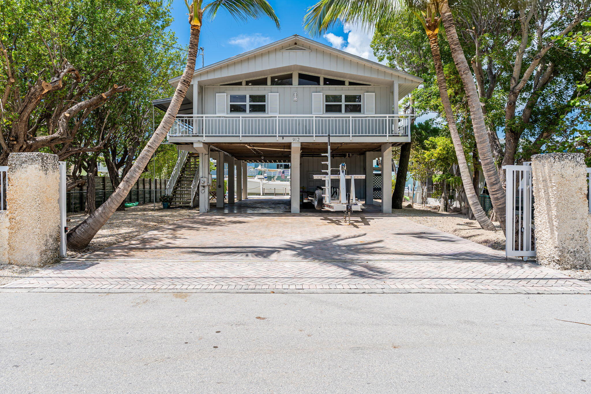 912 Lobster Lane