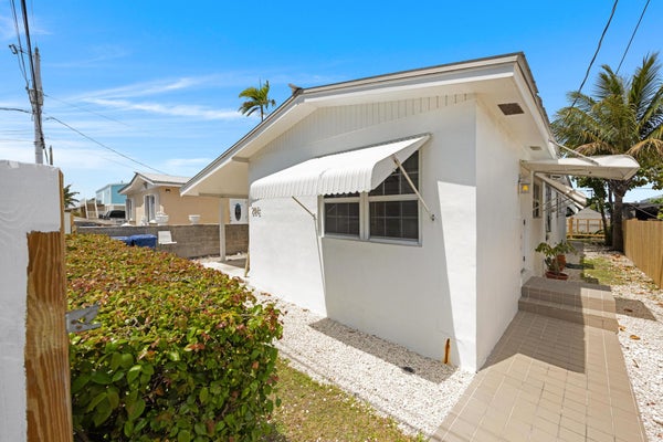 28E 12TH AVE, KEY WEST, FL 33040 - Image 0365ef5d85a45a7dbfa4bfb507d05e45/1878116080