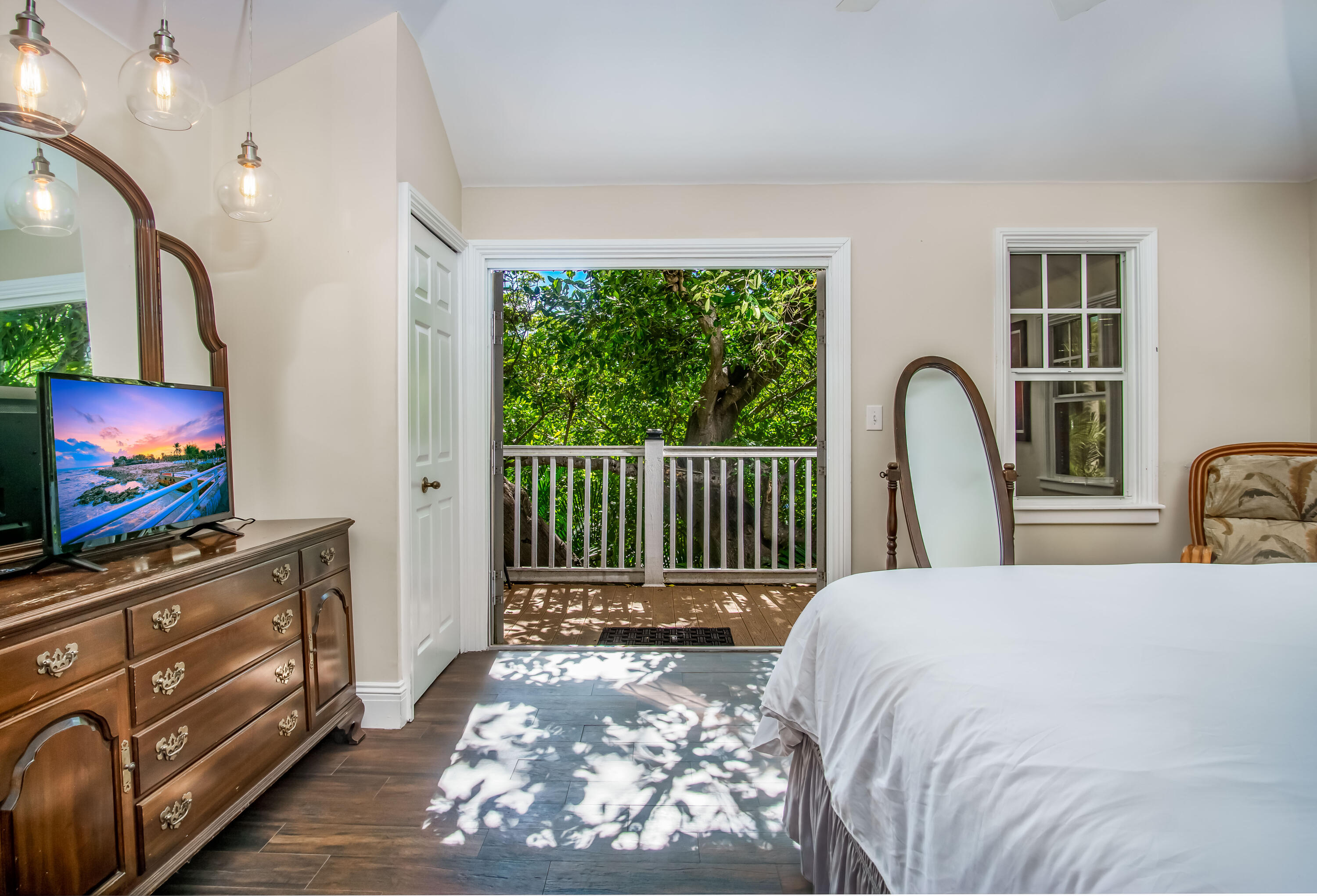 Key West, Florida 33040, United States, 3 Bedrooms Bedrooms, ,3 BathroomsBathrooms,Residential,Active,14126