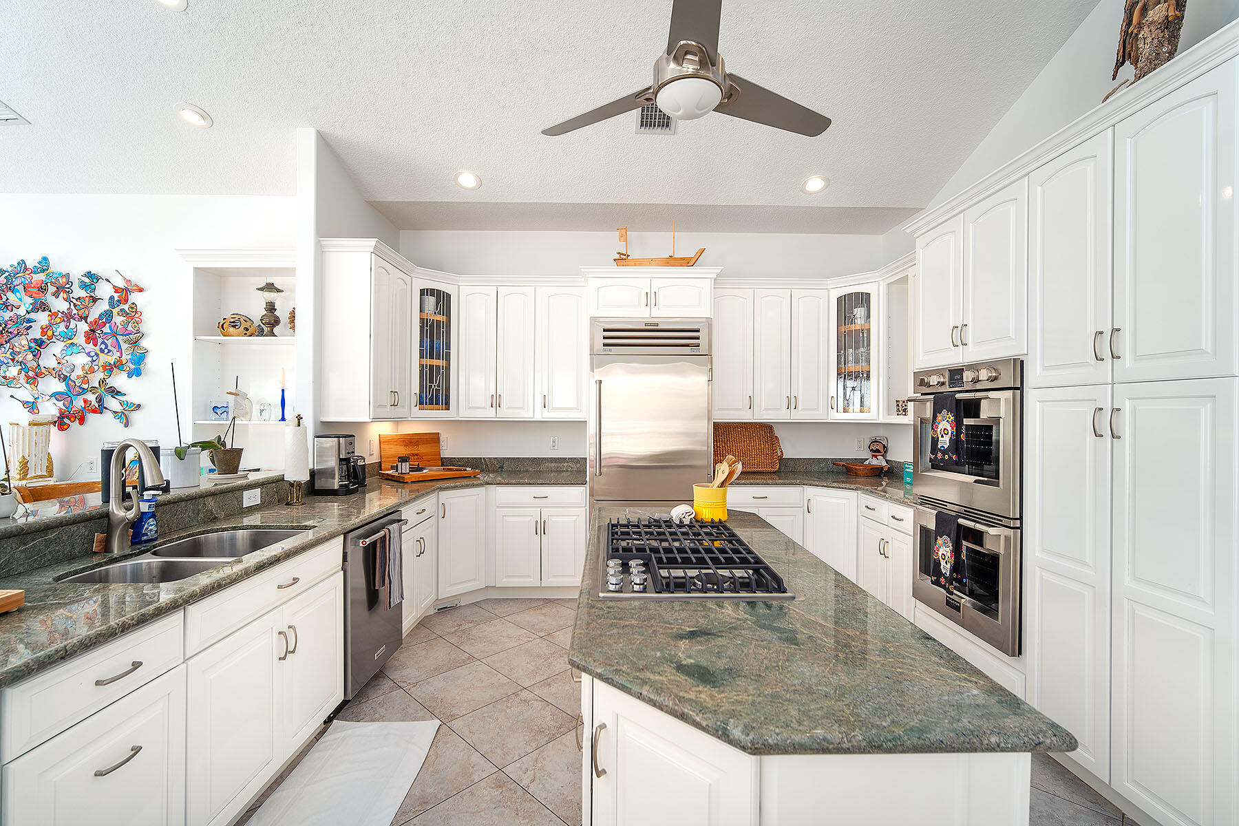 Summerland, Florida 33042, United States, 5 Bedrooms Bedrooms, ,5 BathroomsBathrooms,Residential,Active,42620