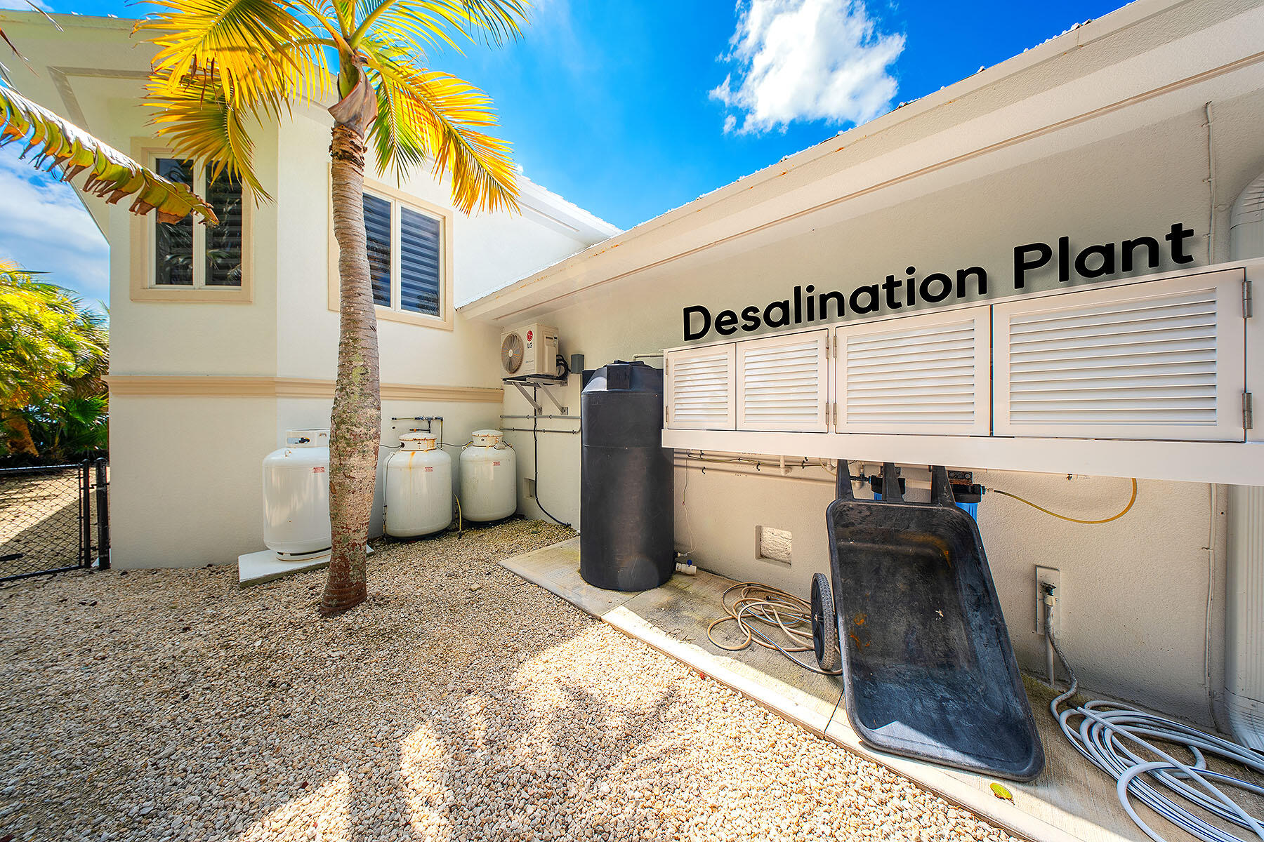 Summerland, Florida 33042, United States, 5 Bedrooms Bedrooms, ,5 BathroomsBathrooms,Residential,Active,42620