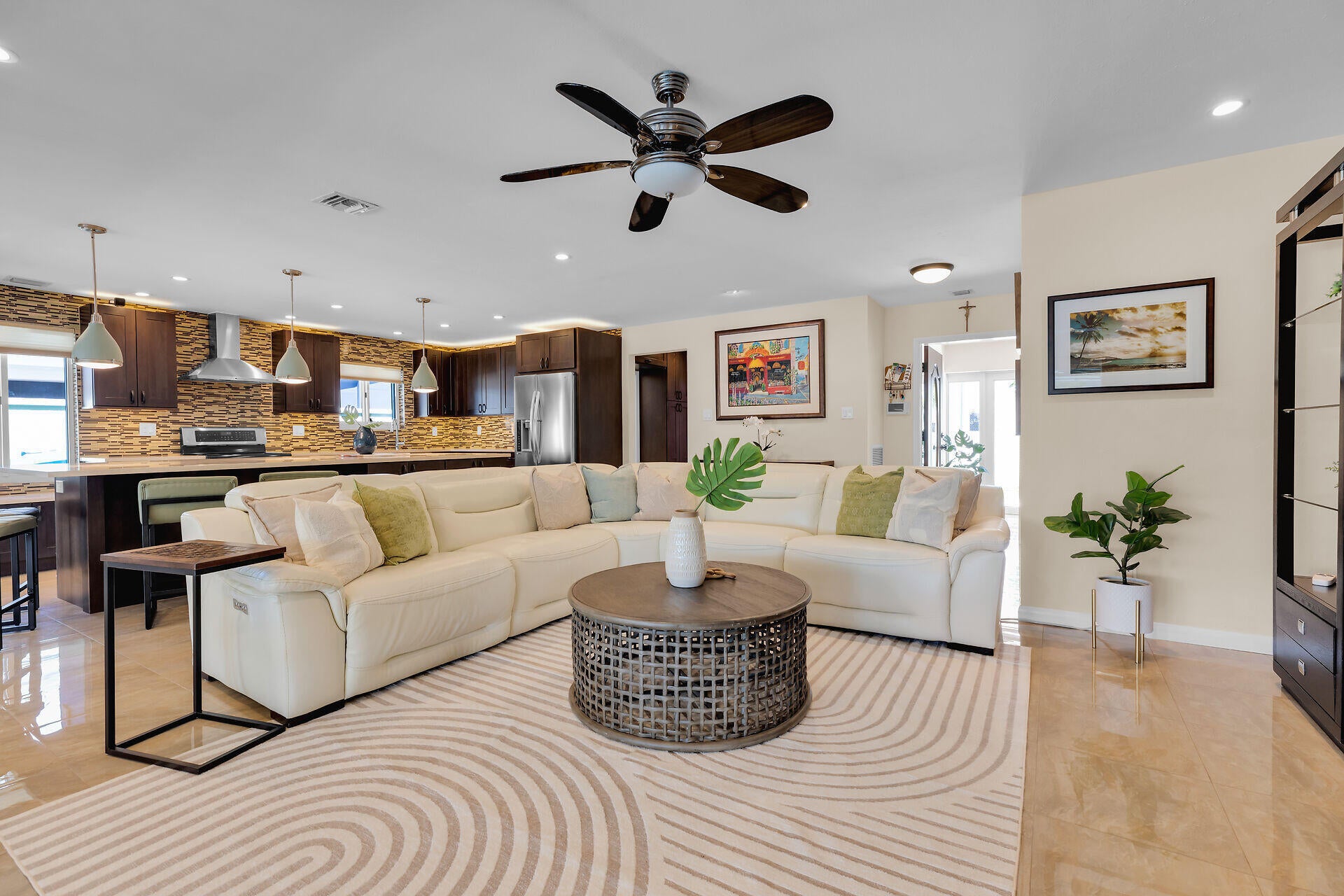 3206 Riviera Drive