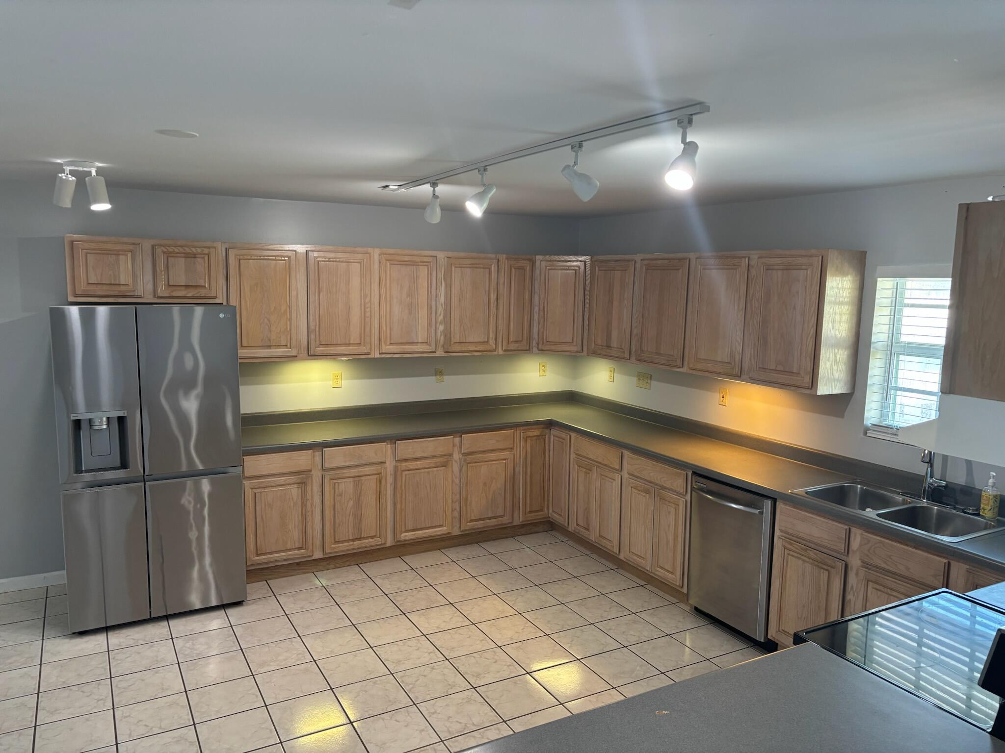 Big Coppitt, Florida 33040, United States, 3 Bedrooms Bedrooms, ,2 BathroomsBathrooms,Residential,Active,214066