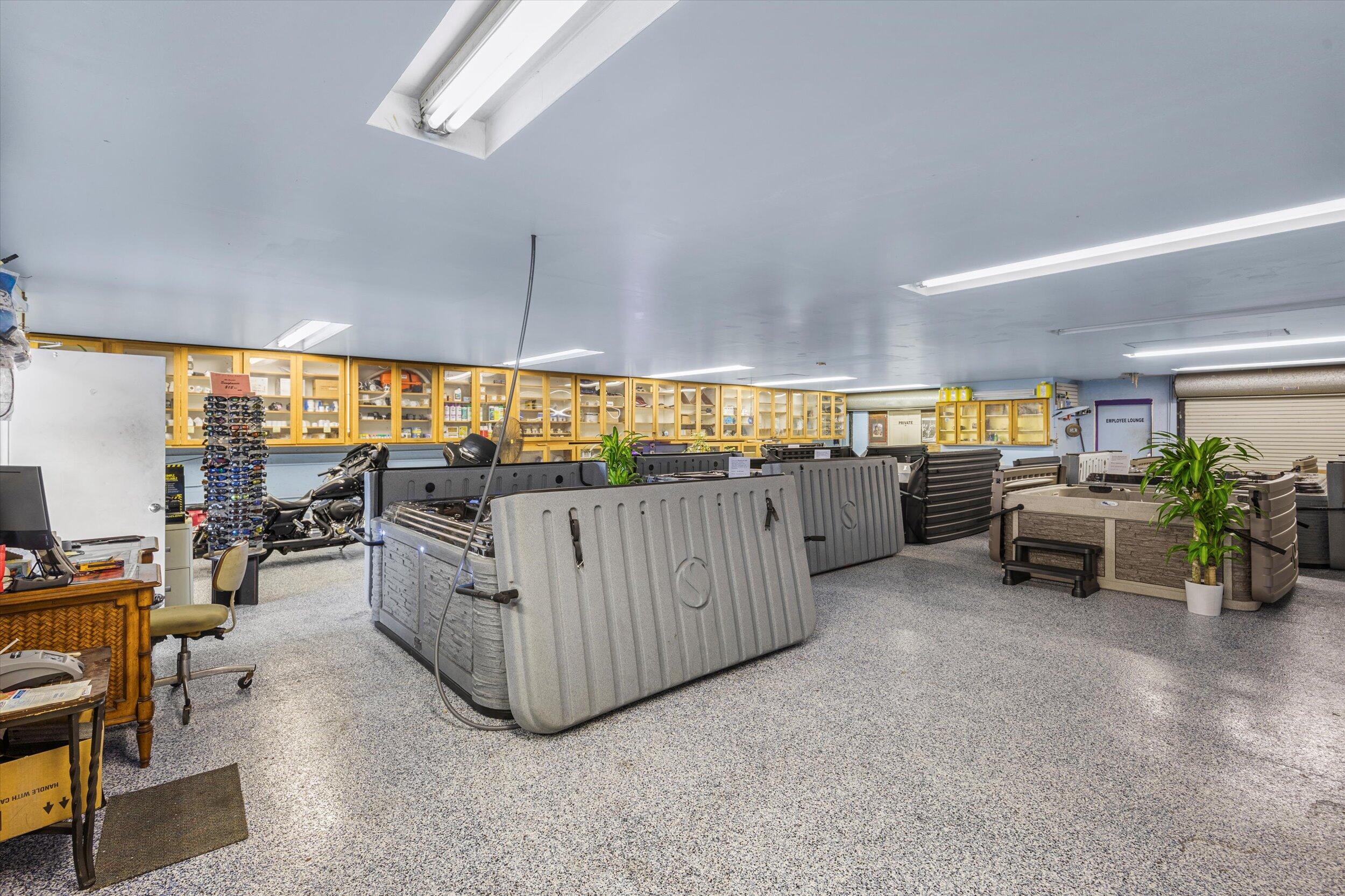 Marathon, Florida 33050, United States, ,1 BathroomBathrooms,Commercial,Active,40080