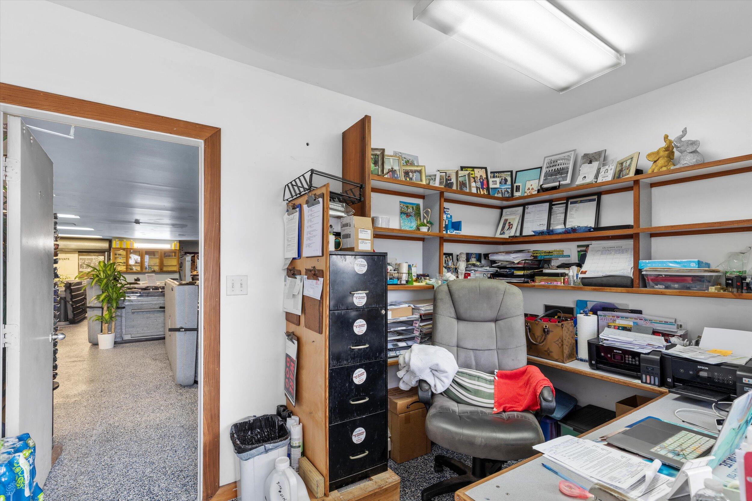 Marathon, Florida 33050, United States, ,1 BathroomBathrooms,Commercial,Active,40080