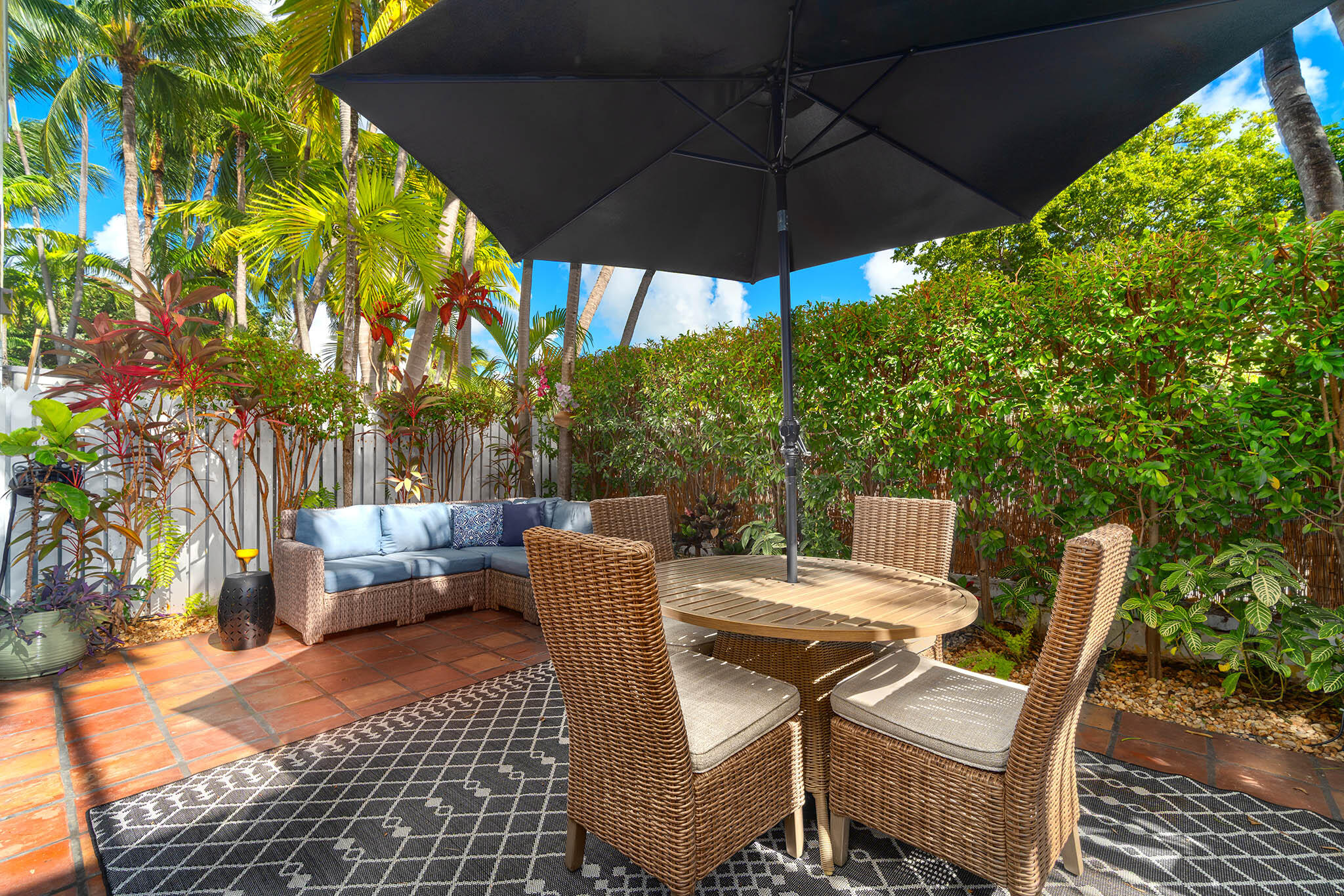 Key West, Florida 33040, United States, 4 Bedrooms Bedrooms, ,4 BathroomsBathrooms,Residential,Active,34947