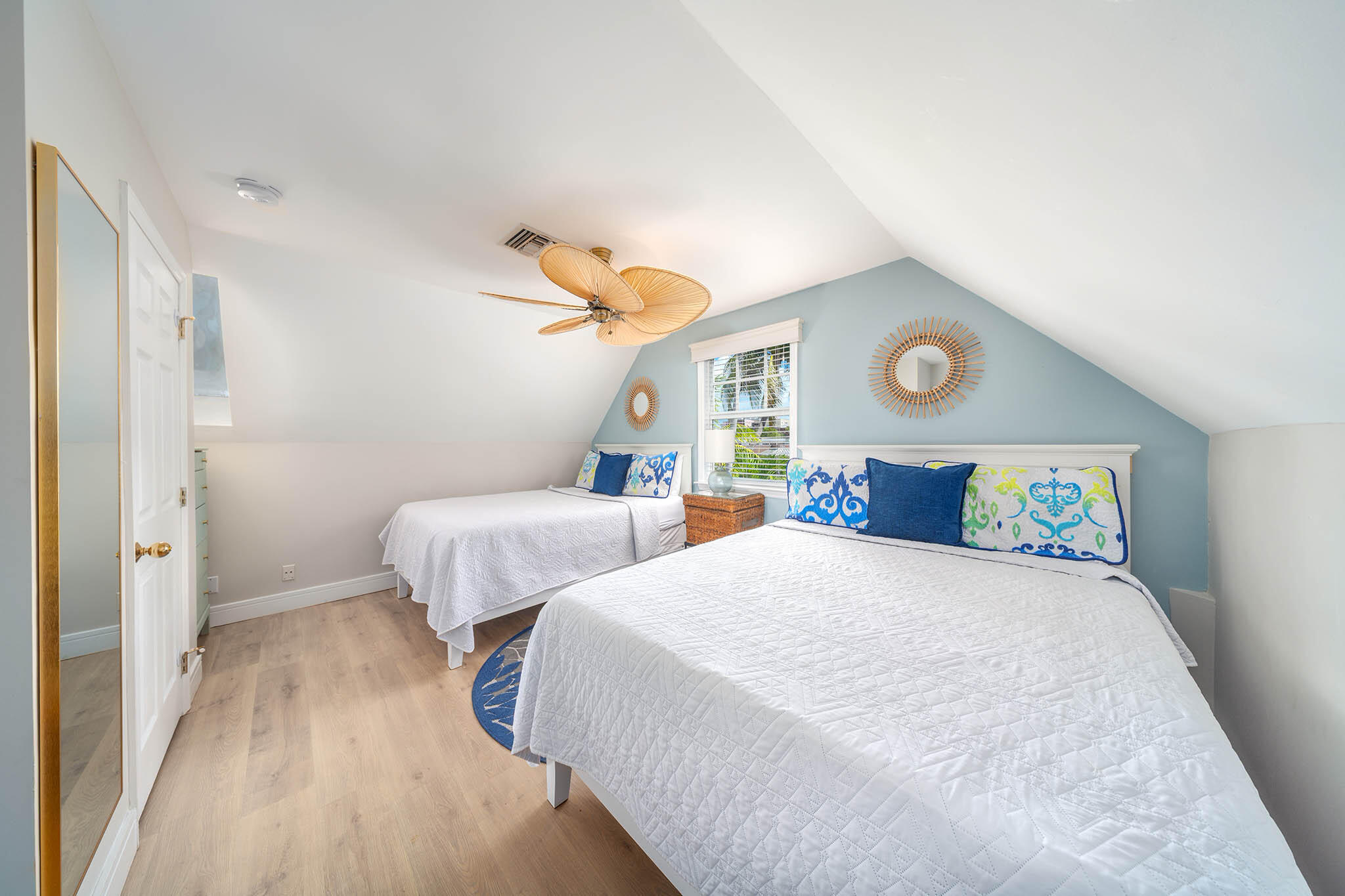 Key West, Florida 33040, United States, 4 Bedrooms Bedrooms, ,4 BathroomsBathrooms,Residential,Active,34947