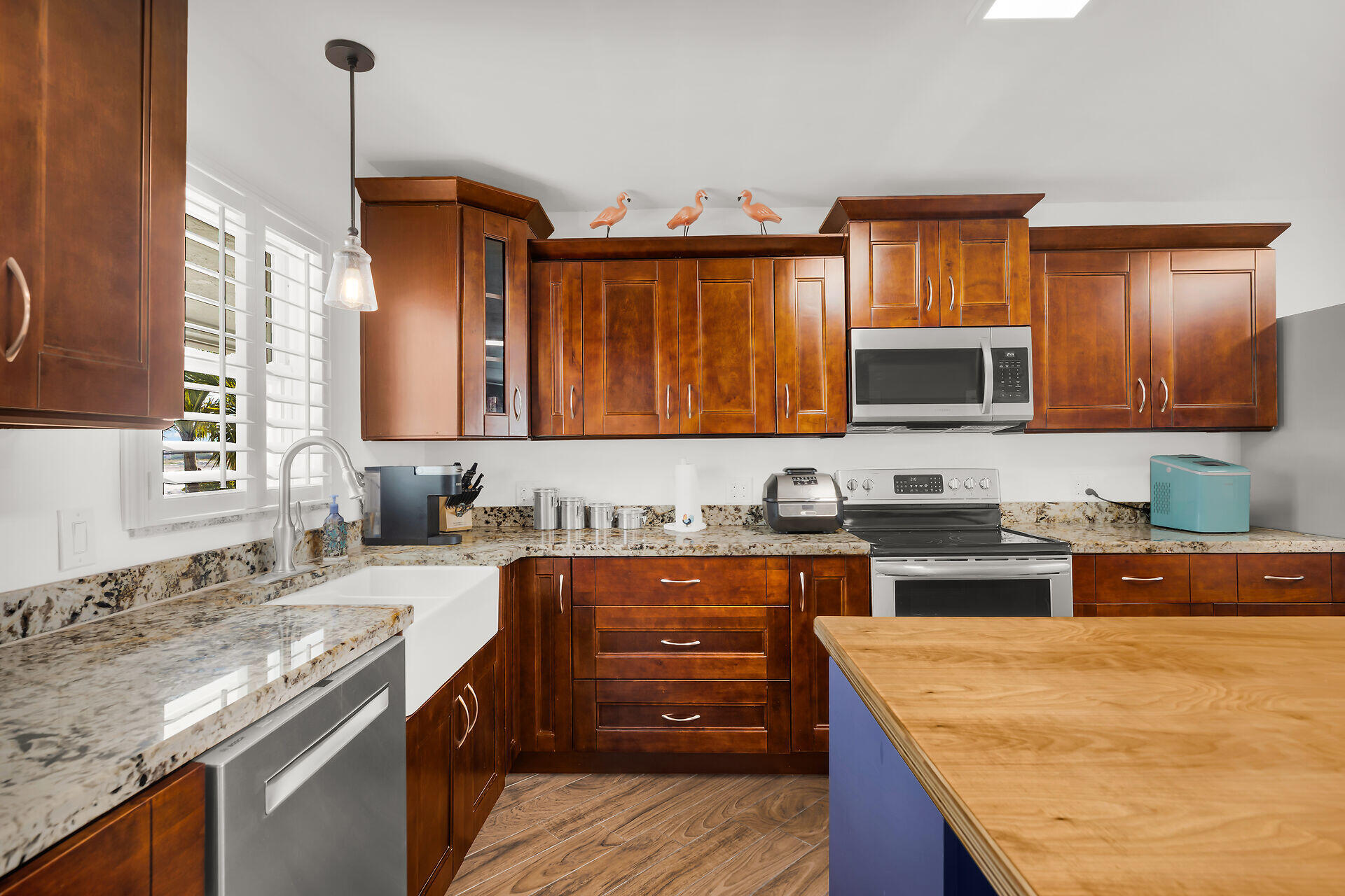 9 Sombrero Boulevard 205