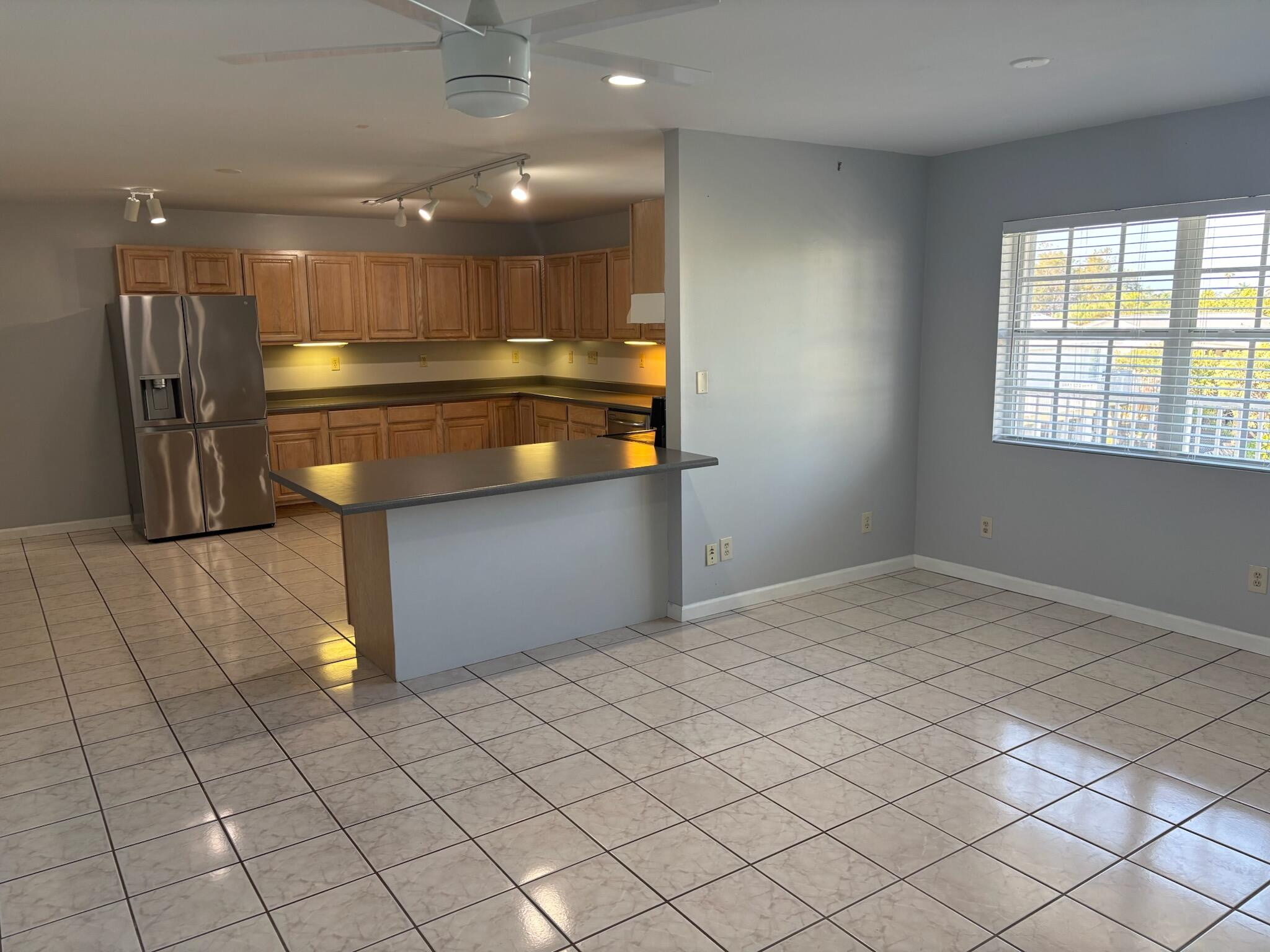 Big Coppitt, Florida 33040, United States, 9 Bedrooms Bedrooms, ,9 BathroomsBathrooms,Commercial,Contingent,88595