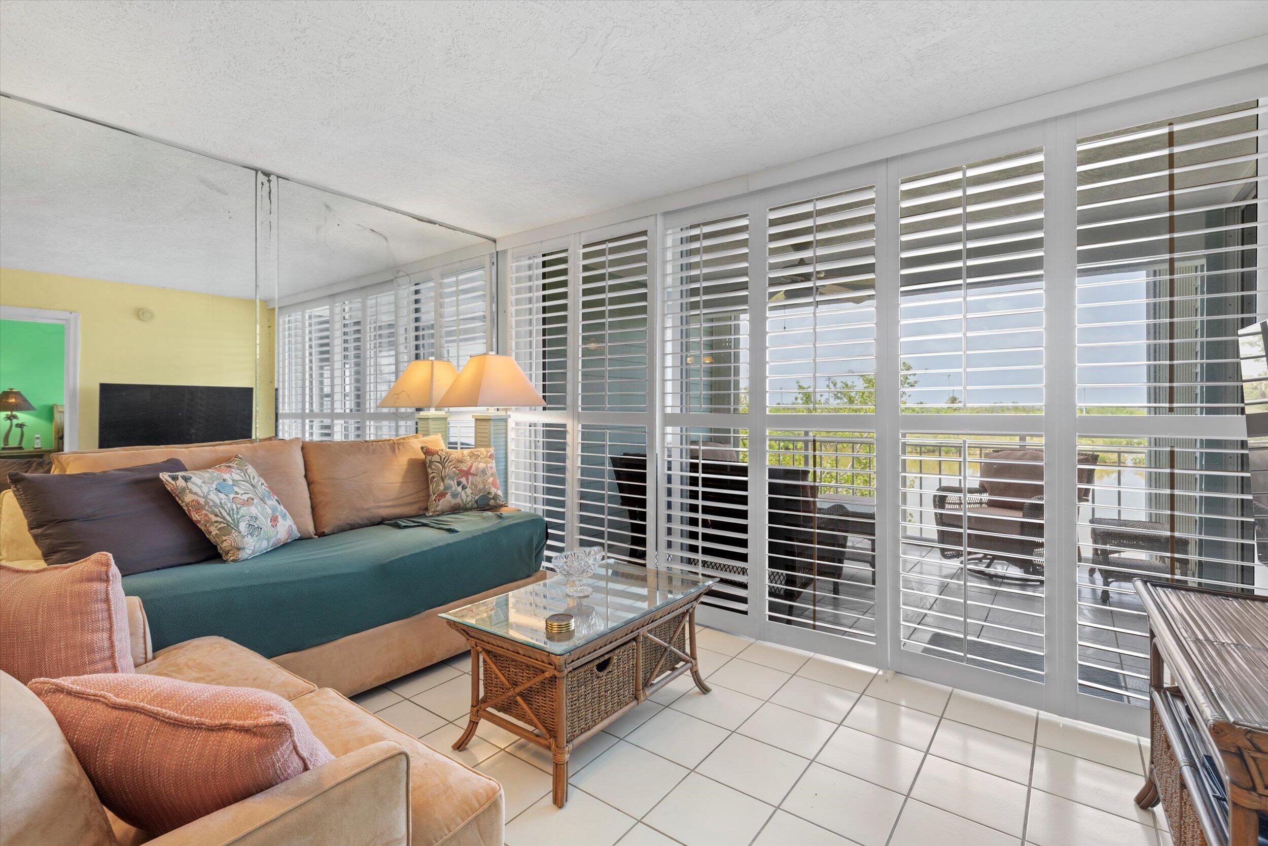 Key West, Florida 33040, United States, 2 Bedrooms Bedrooms, ,2 BathroomsBathrooms,Residential,Active,161197