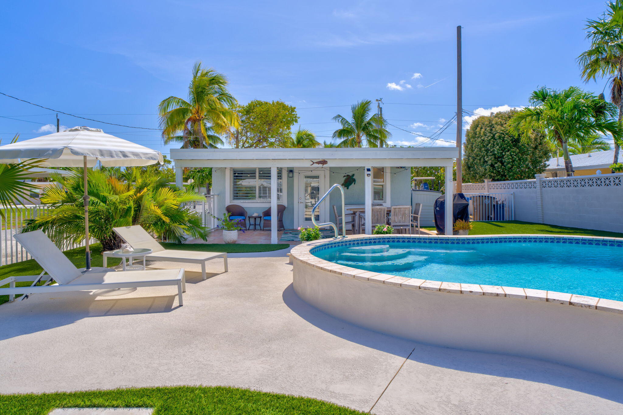 Marathon, Florida 33050, United States, 2 Bedrooms Bedrooms, ,2 BathroomsBathrooms,Residential,Active,136934