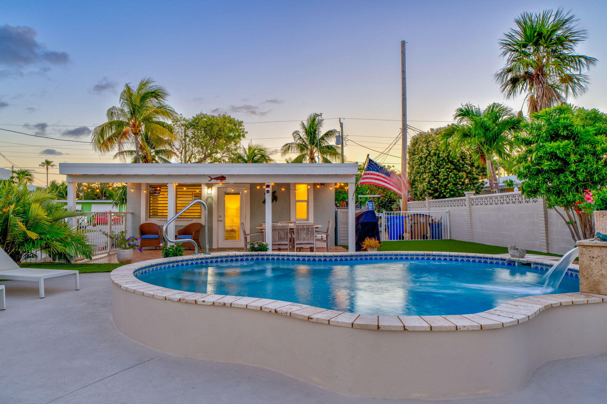 Marathon, Florida 33050, United States, 2 Bedrooms Bedrooms, ,2 BathroomsBathrooms,Residential,Active,136934