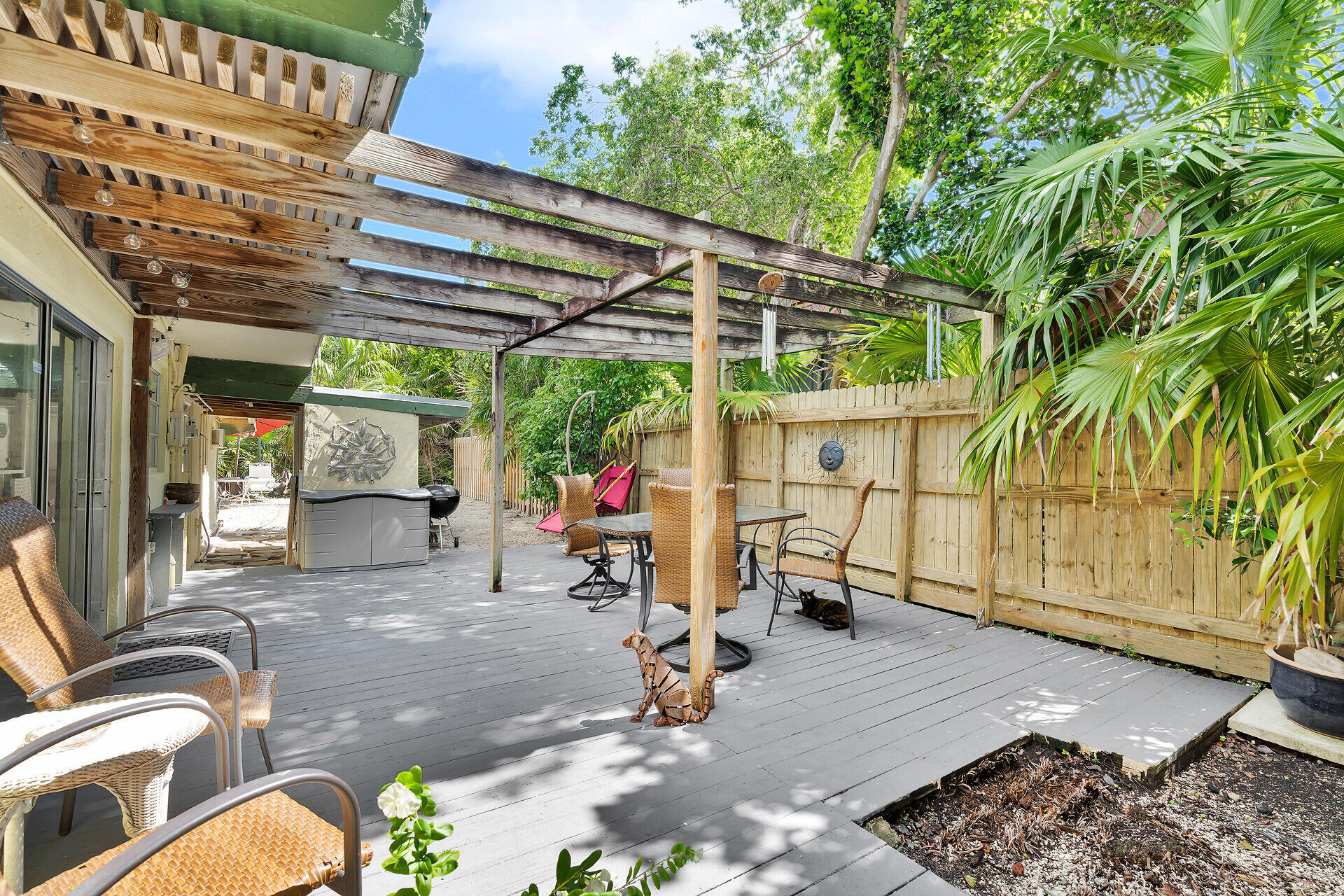 Marathon, Florida 33050, United States, 4 Bedrooms Bedrooms, ,3 BathroomsBathrooms,Residential,Active,216483