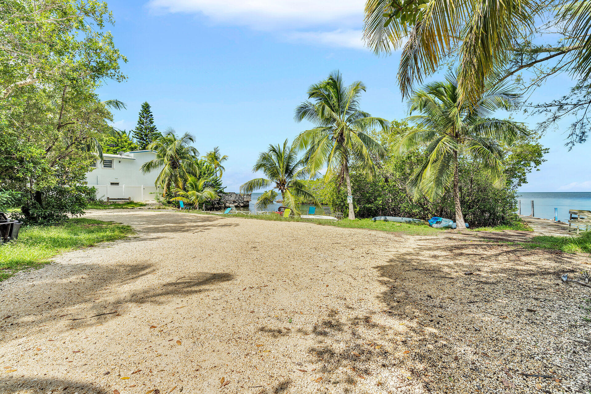 Marathon, Florida 33050, United States, 4 Bedrooms Bedrooms, ,3 BathroomsBathrooms,Residential,Active,216483