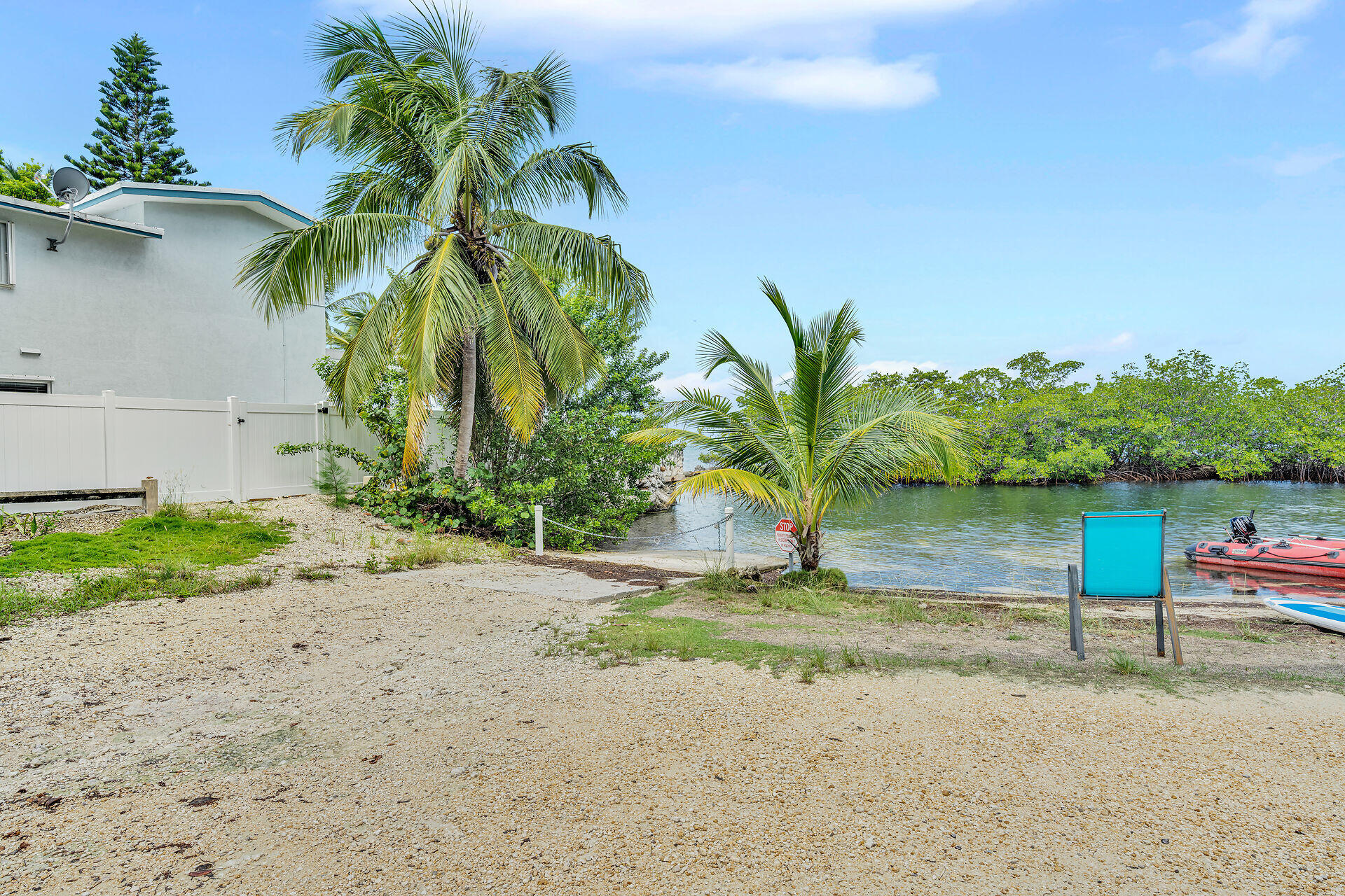 Marathon, Florida 33050, United States, 4 Bedrooms Bedrooms, ,3 BathroomsBathrooms,Residential,Active,216483