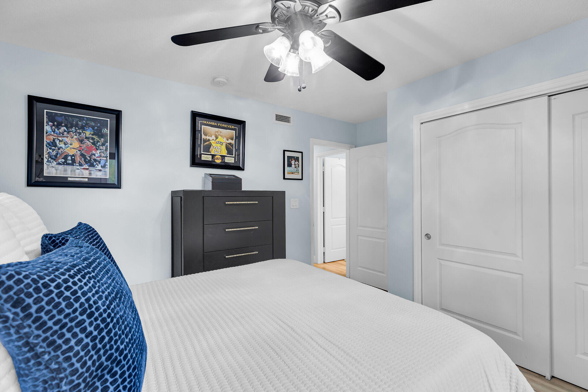 Marathon, Florida 33050, United States, 5 Bedrooms Bedrooms, ,3 BathroomsBathrooms,Residential,Active,237386