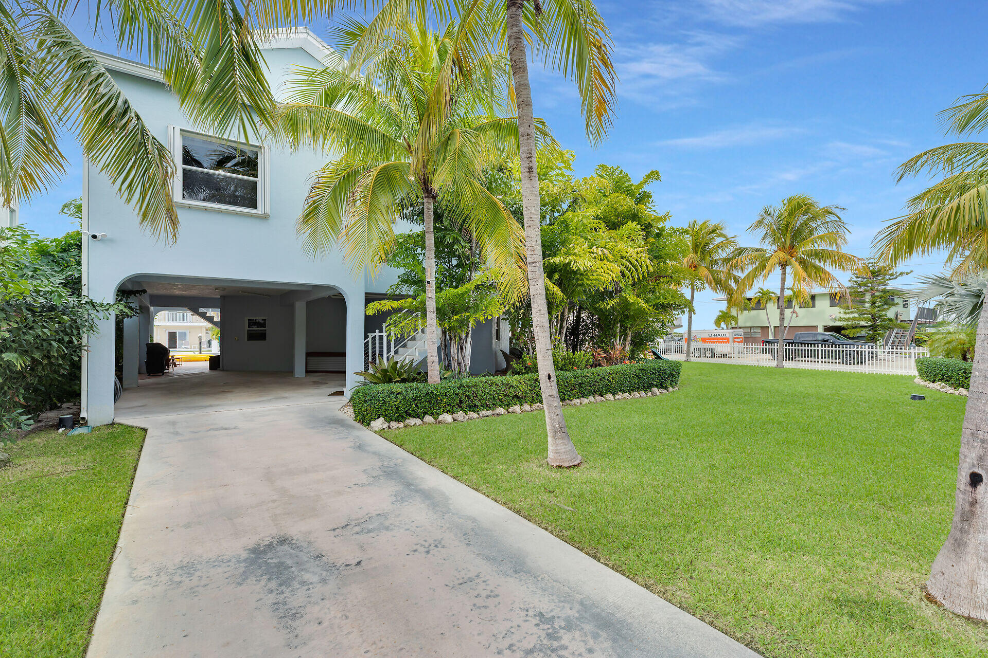 Marathon, Florida 33050, United States, 5 Bedrooms Bedrooms, ,3 BathroomsBathrooms,Residential,Active,237386