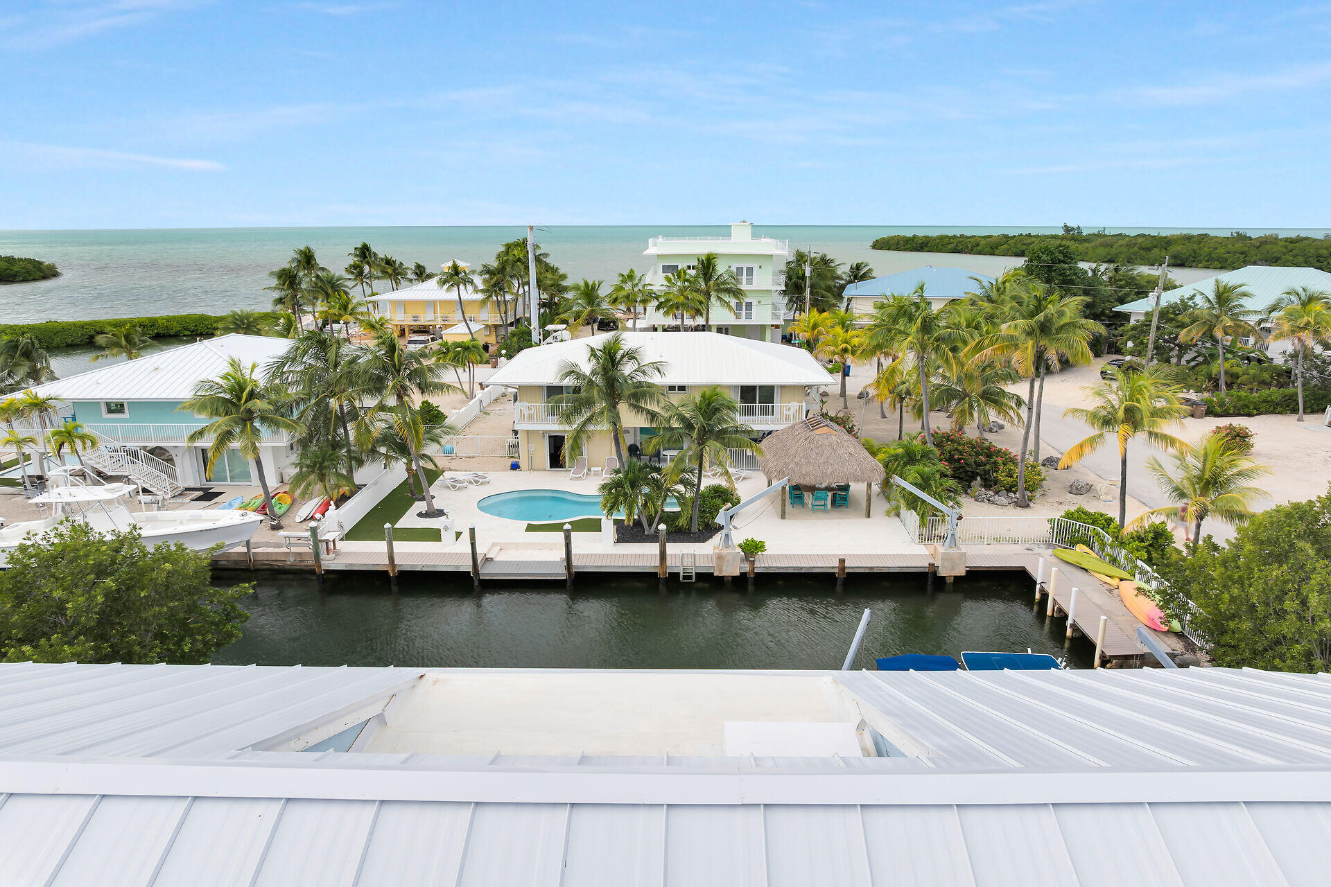 Marathon, Florida 33050, United States, 5 Bedrooms Bedrooms, ,3 BathroomsBathrooms,Residential,Active,237386