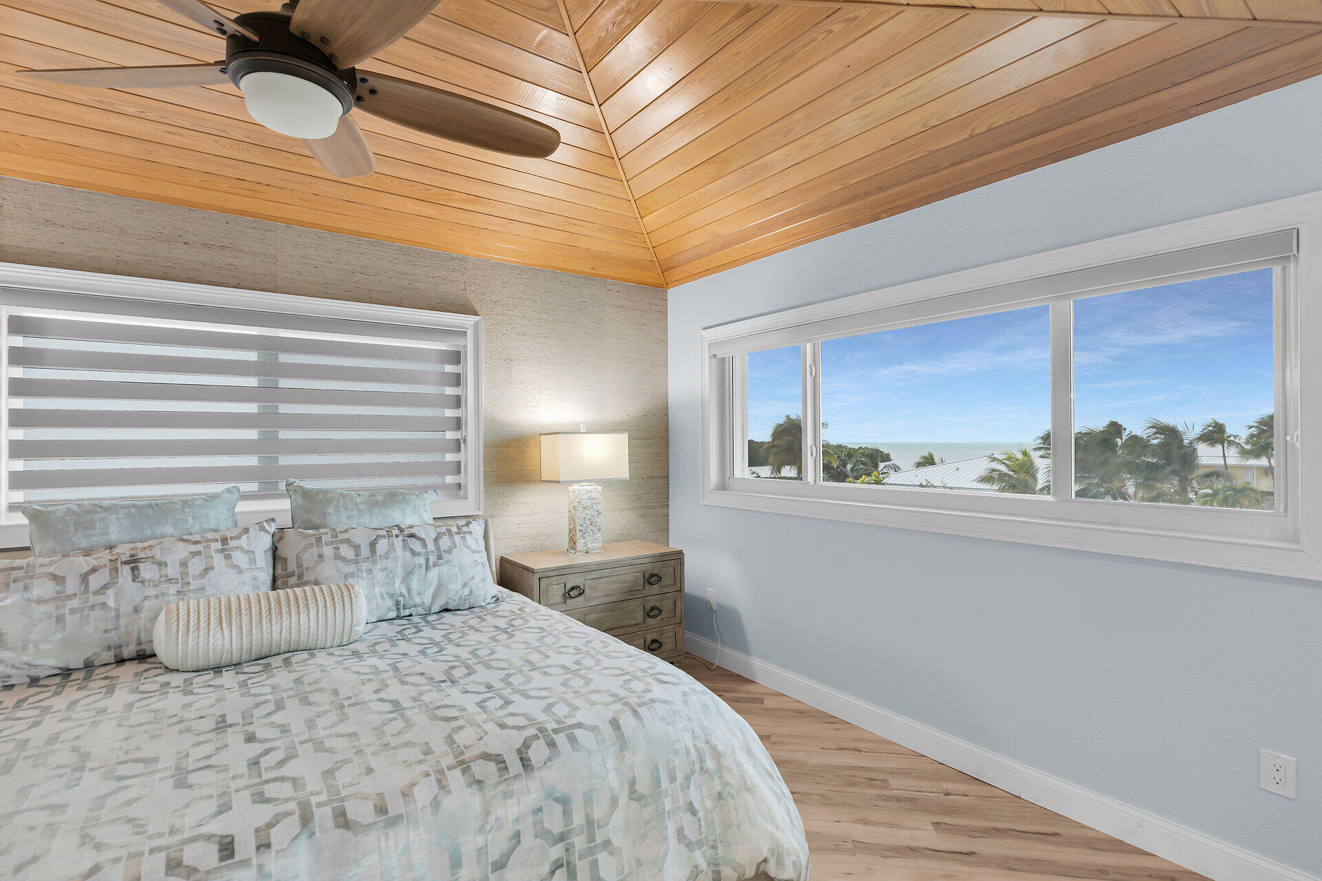 Marathon, Florida 33050, United States, 5 Bedrooms Bedrooms, ,3 BathroomsBathrooms,Residential,Active,237386