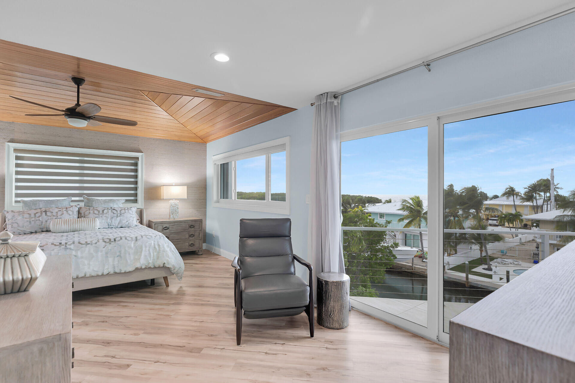 Marathon, Florida 33050, United States, 5 Bedrooms Bedrooms, ,3 BathroomsBathrooms,Residential,Active,237386