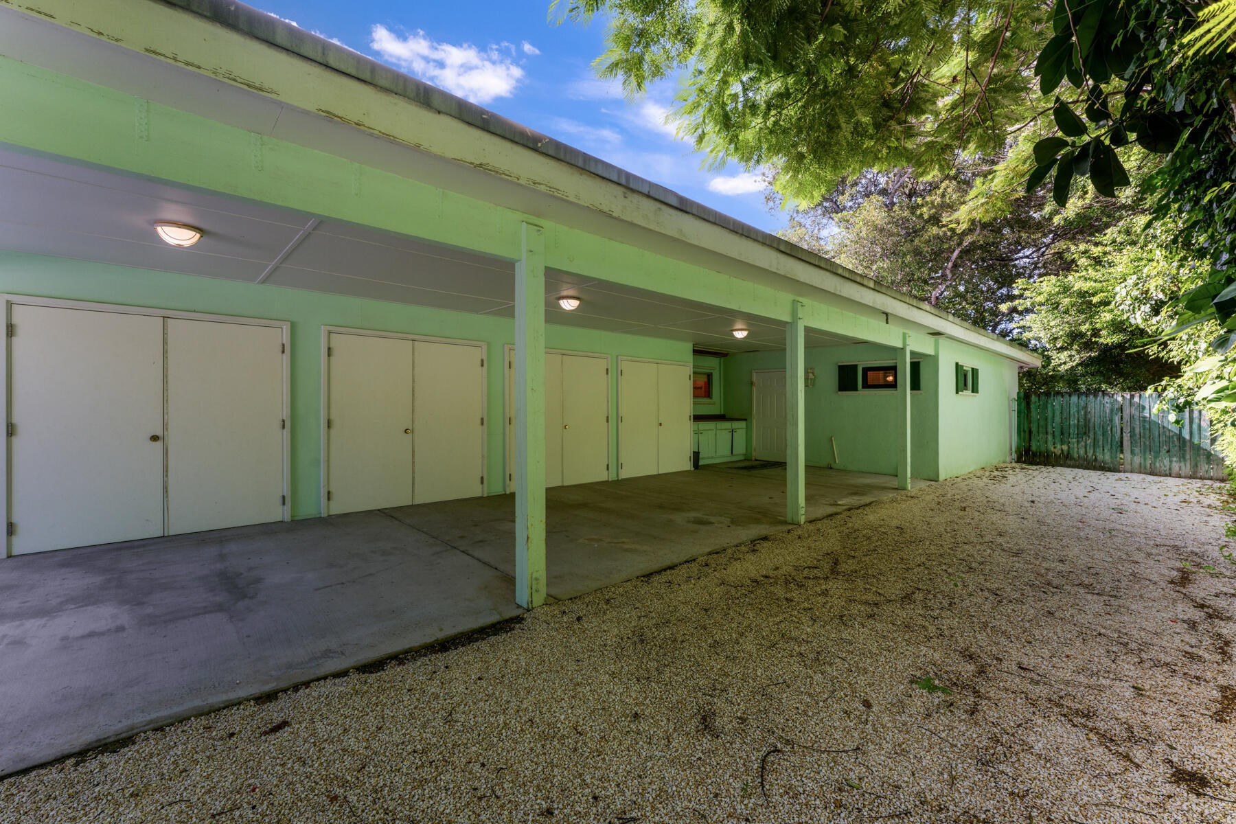101 Orange Lane