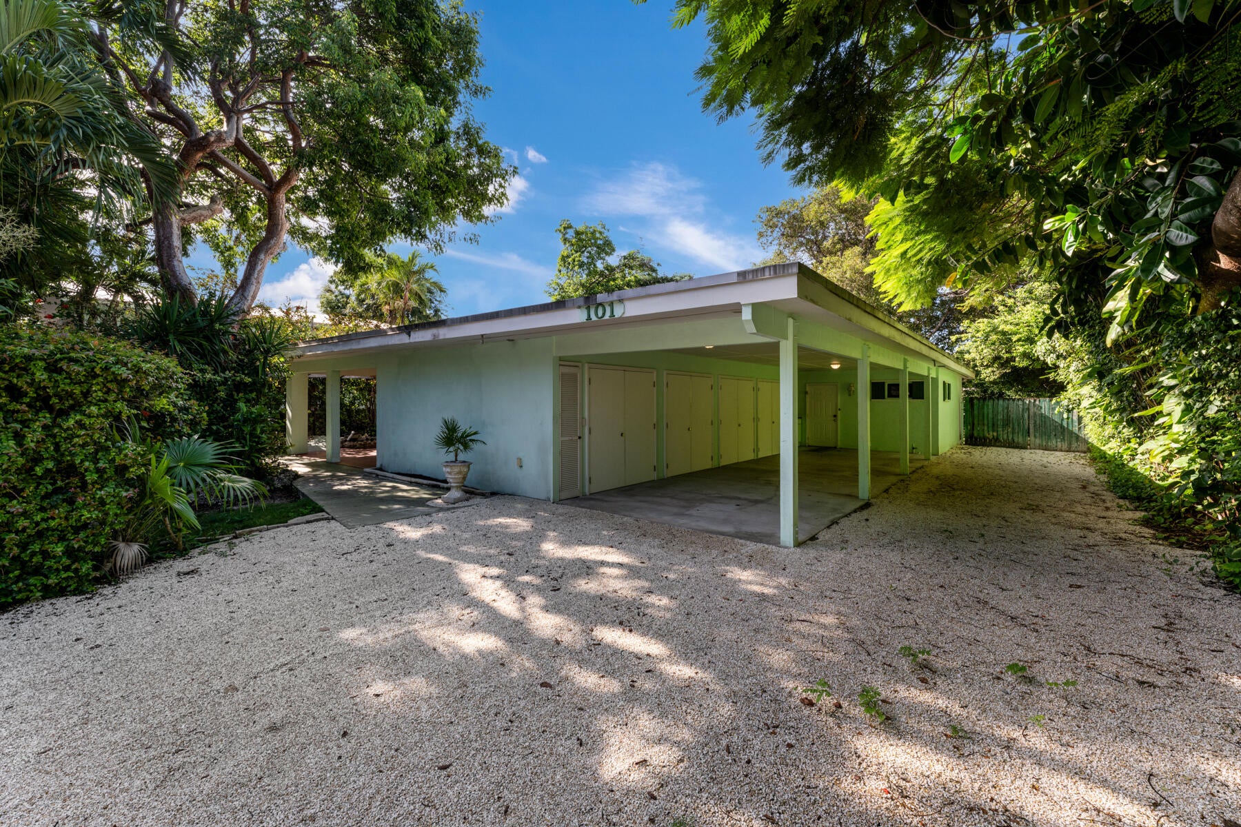 101 Orange Lane
