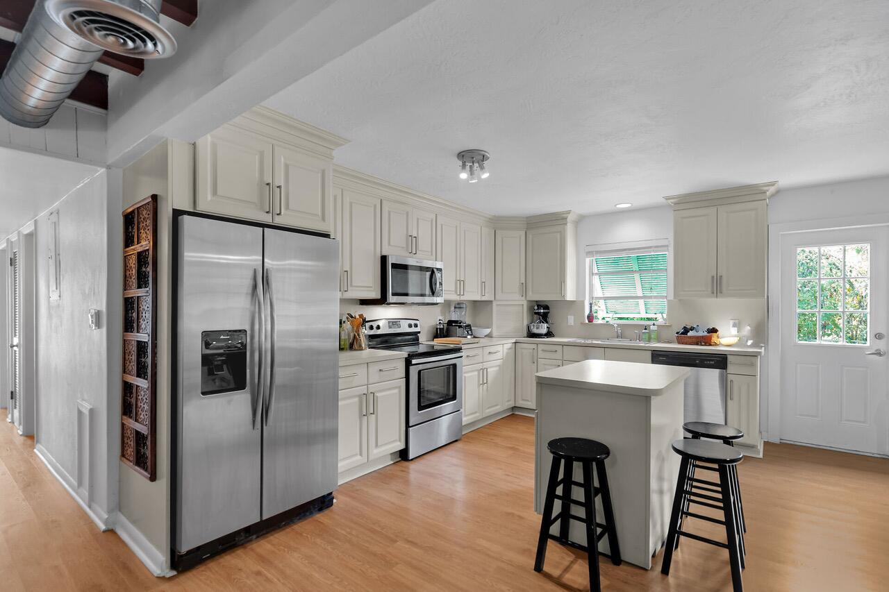 Islamorada, Florida 33036, United States, 3 Bedrooms Bedrooms, ,2 BathroomsBathrooms,Residential,Active,178155