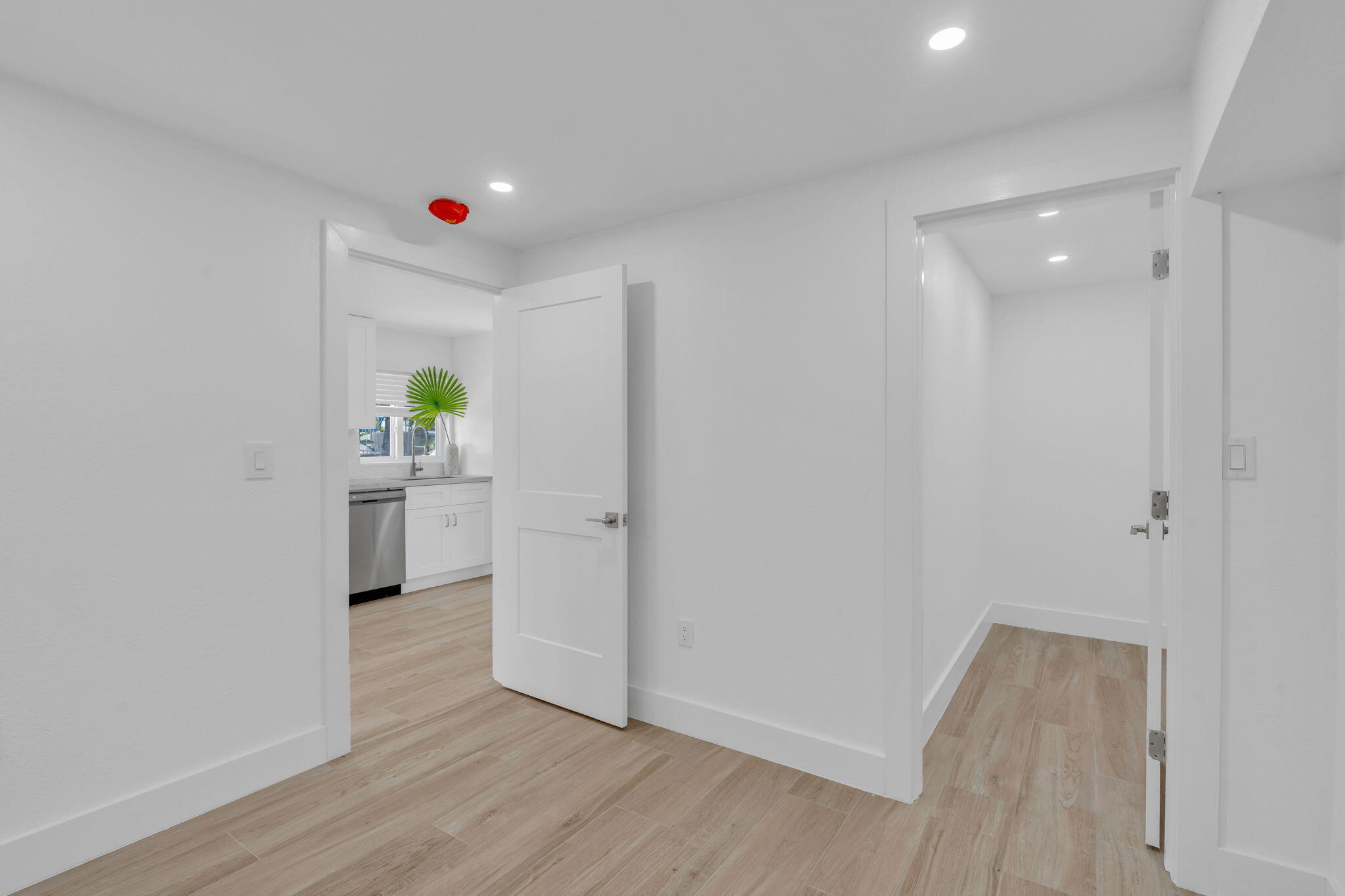 Key Largo, Florida 33037, United States, 3 Bedrooms Bedrooms, ,3 BathroomsBathrooms,Residential,Active,48255