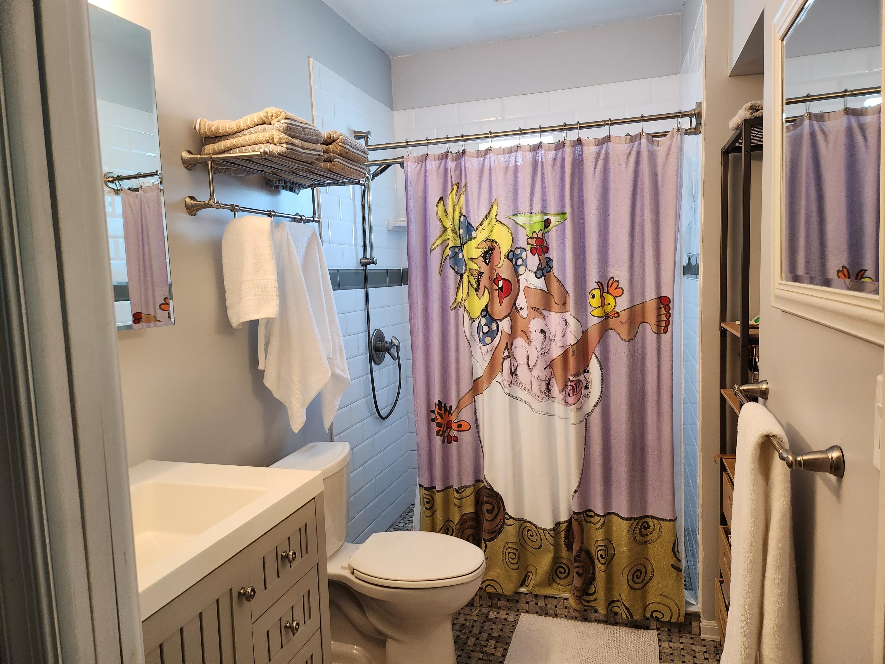 Stock Island, Florida 33040, United States, 2 Bedrooms Bedrooms, ,3 BathroomsBathrooms,Commercial,Active,176139