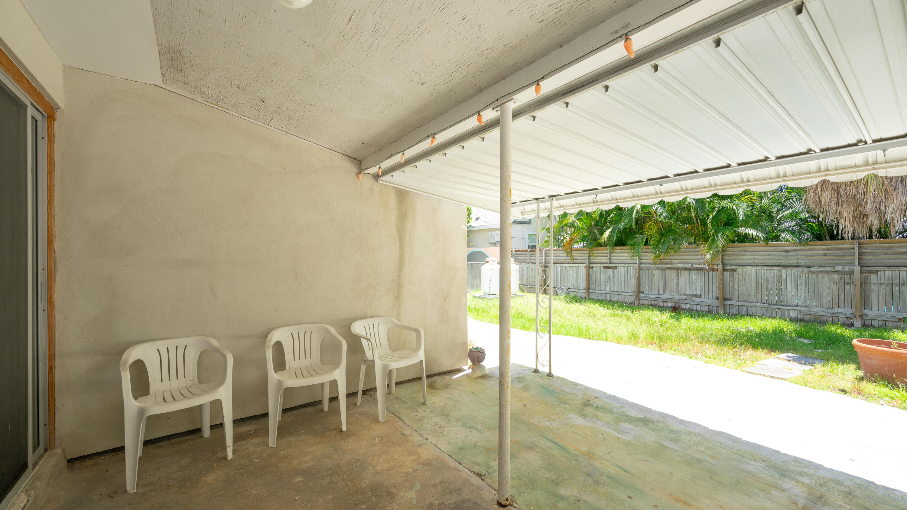 Key West, Florida 33040, United States, 3 Bedrooms Bedrooms, ,2 BathroomsBathrooms,Residential,Contingent,47379