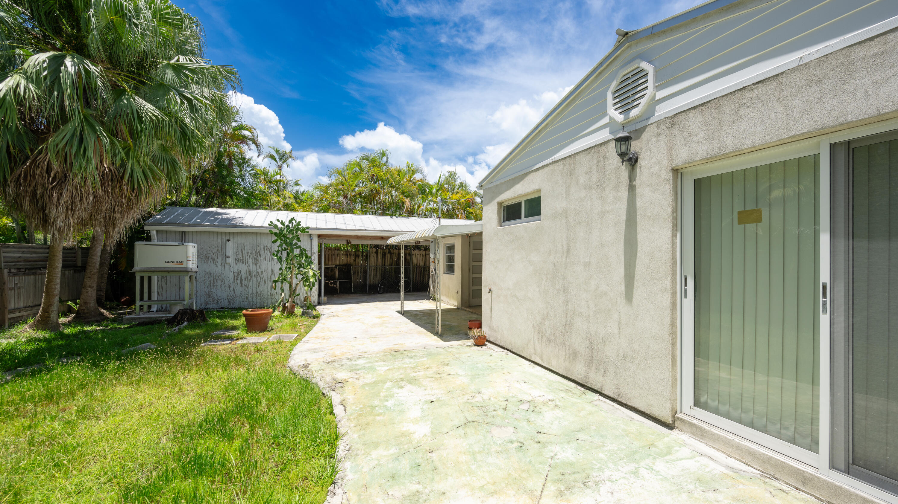 Key West, Florida 33040, United States, 3 Bedrooms Bedrooms, ,2 BathroomsBathrooms,Residential,Contingent,47379