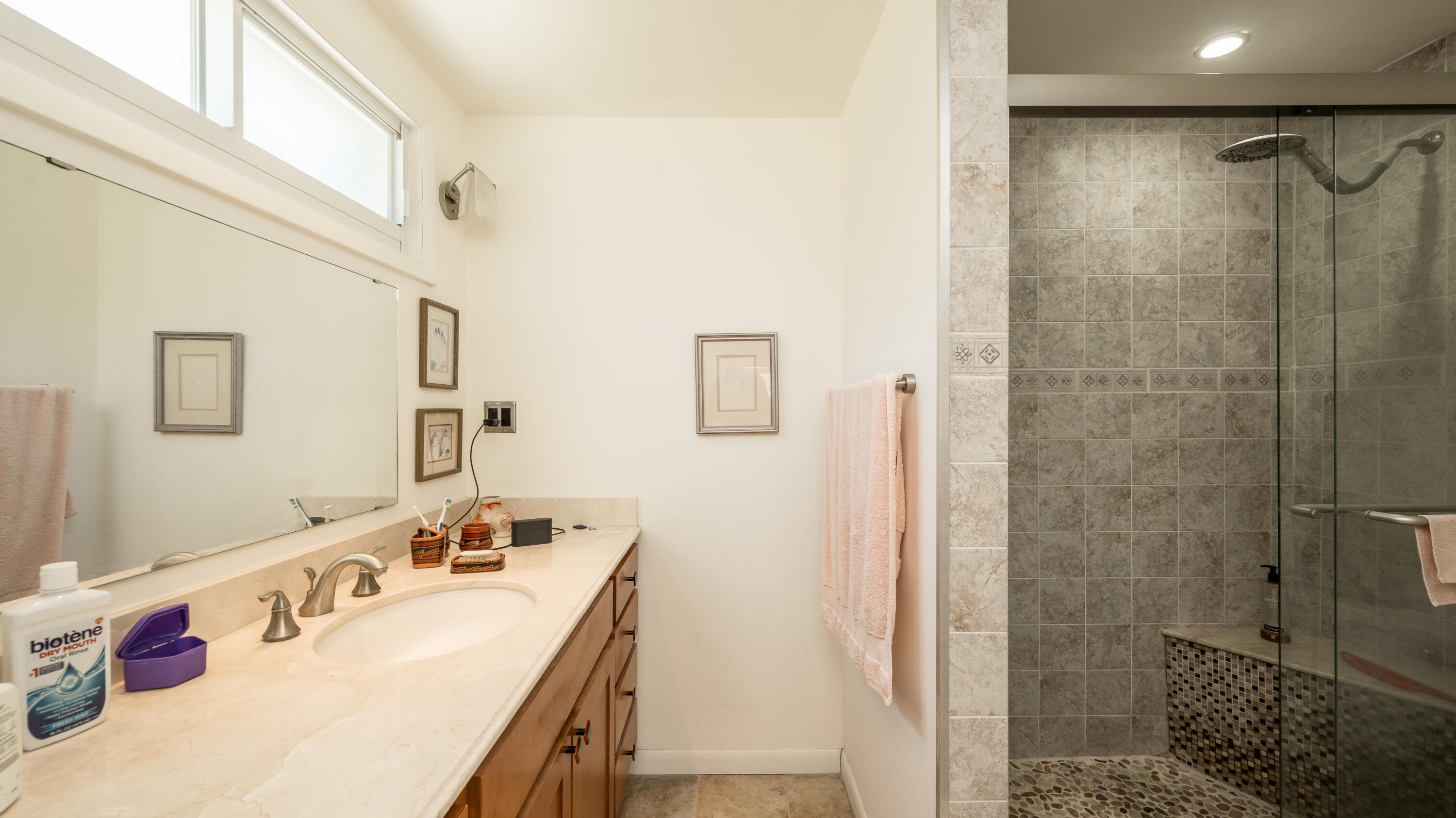 Key West, Florida 33040, United States, 3 Bedrooms Bedrooms, ,2 BathroomsBathrooms,Residential,Contingent,47379