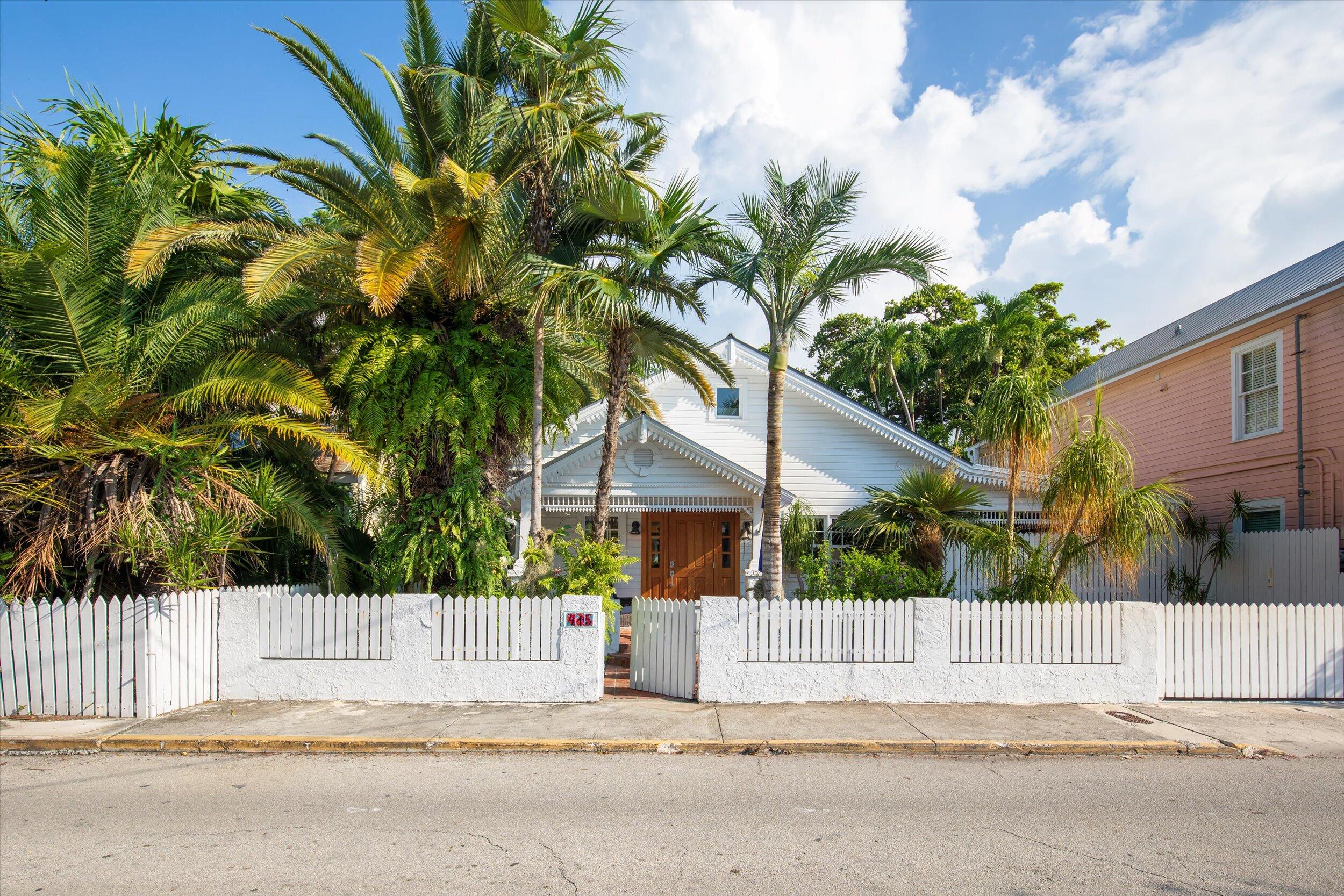 Key West, Florida 33040, United States, 3 Bedrooms Bedrooms, ,2 BathroomsBathrooms,Residential,Active,53604