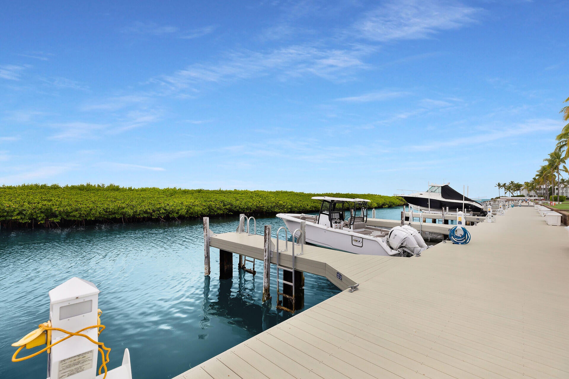 11600 1St Ave Gulf 23