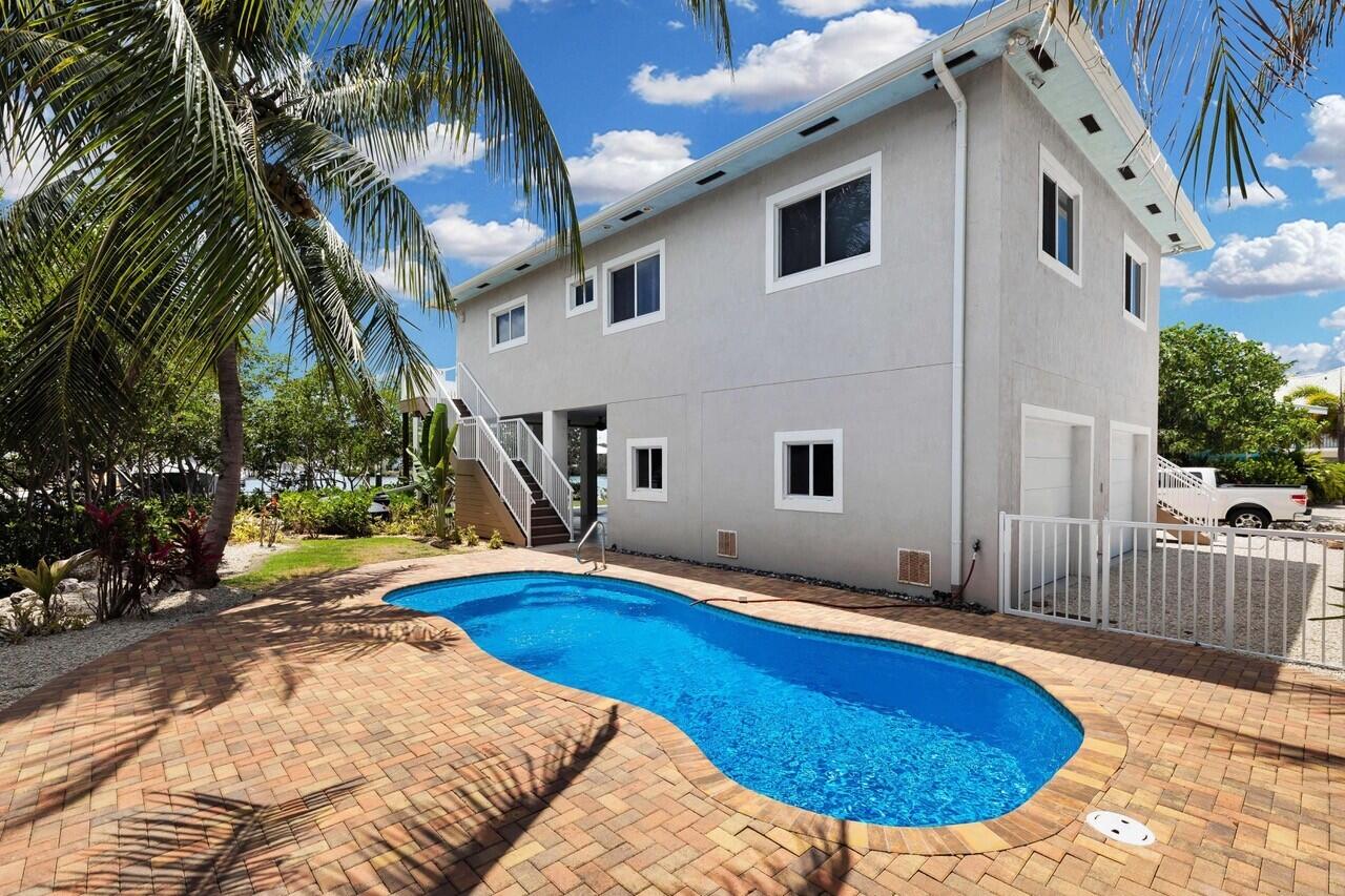 217 Bruce Court