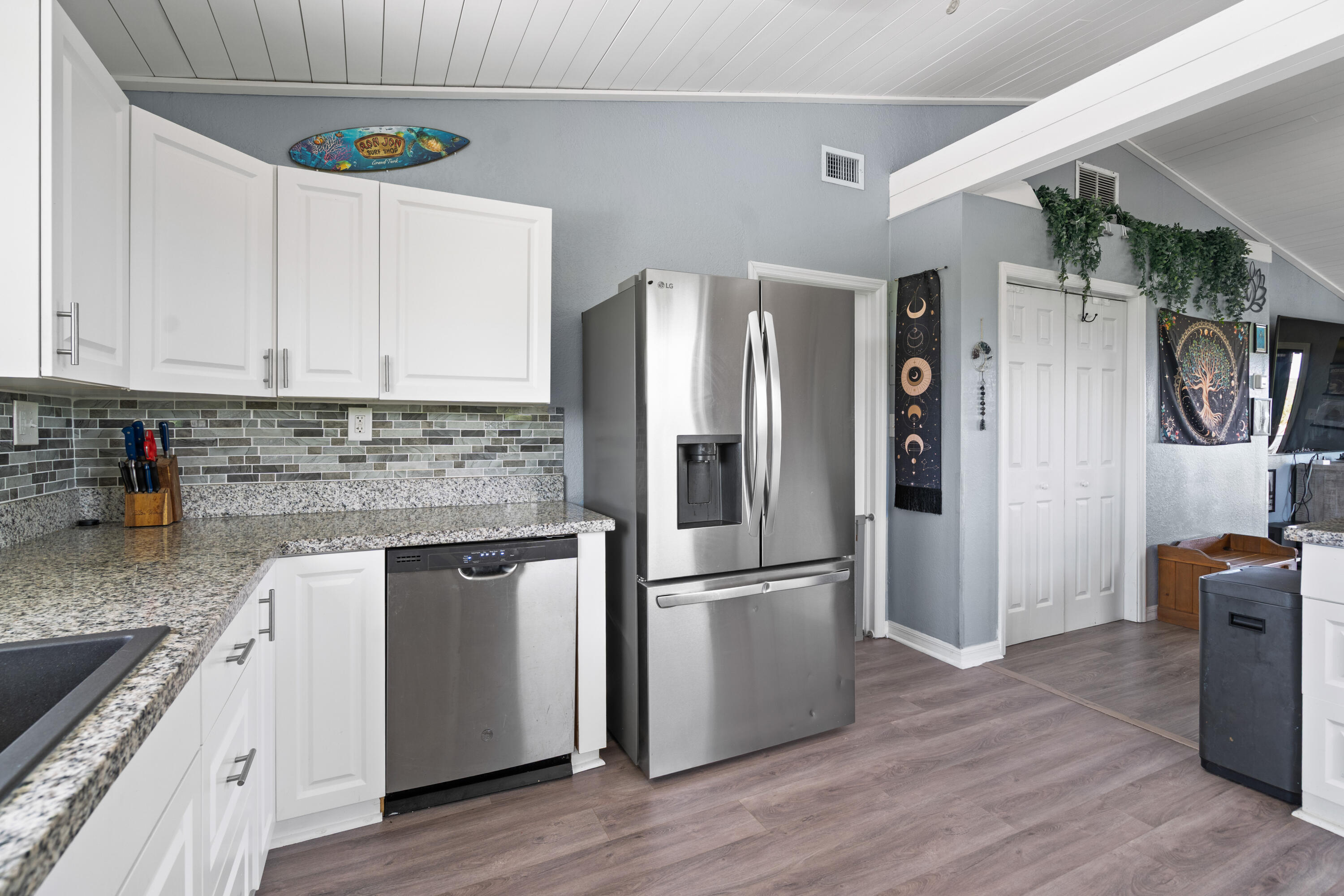 Big Pine, Florida 33043, United States, 2 Bedrooms Bedrooms, ,2 BathroomsBathrooms,Residential,Active,112332