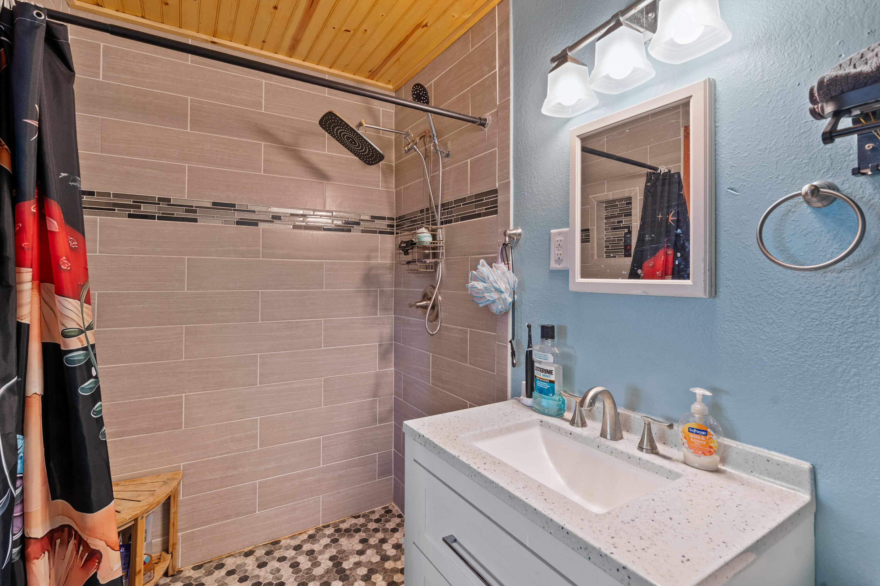 Big Pine, Florida 33043, United States, 2 Bedrooms Bedrooms, ,2 BathroomsBathrooms,Residential,Active,112332