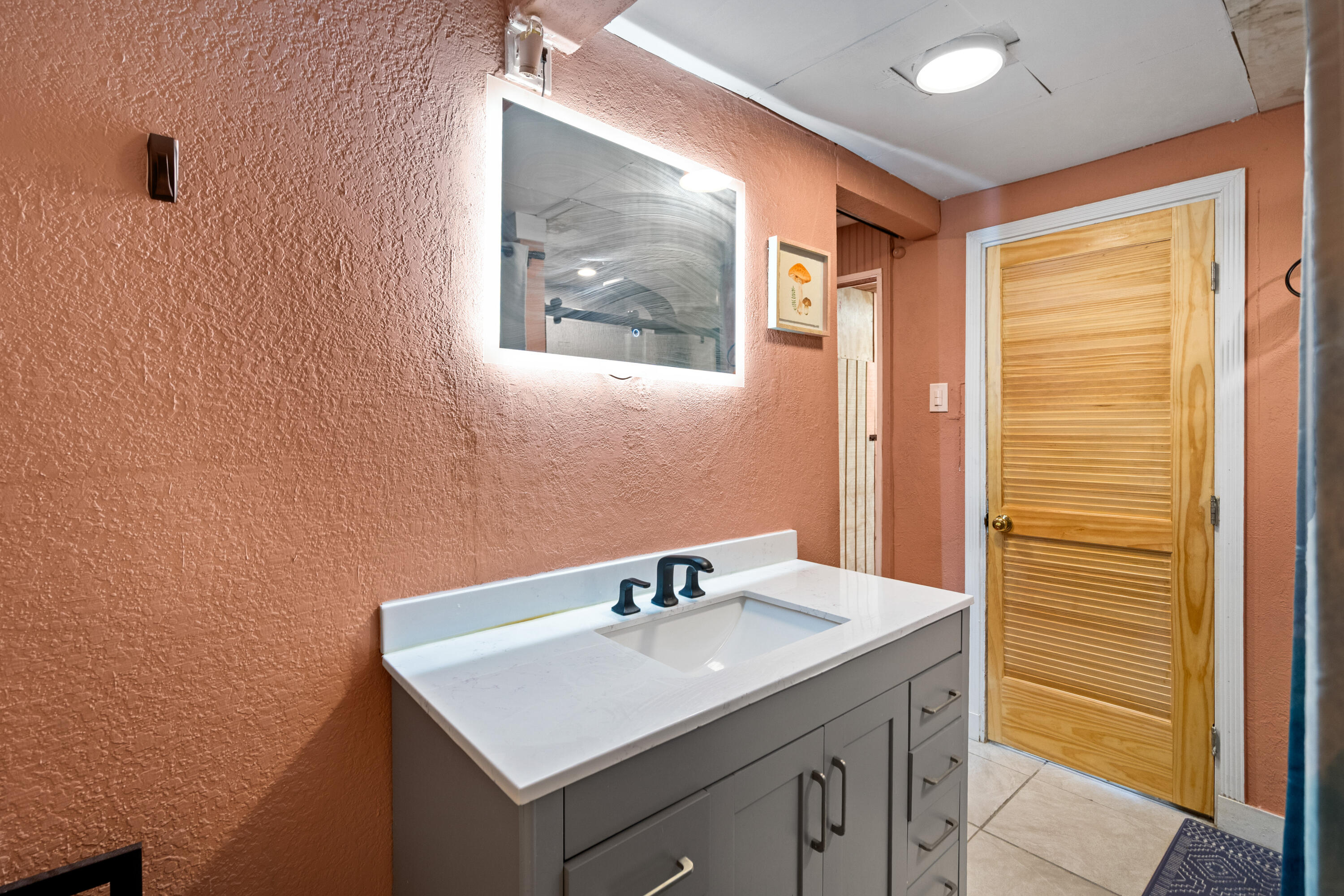 Big Pine, Florida 33043, United States, 2 Bedrooms Bedrooms, ,2 BathroomsBathrooms,Residential,Active,112332